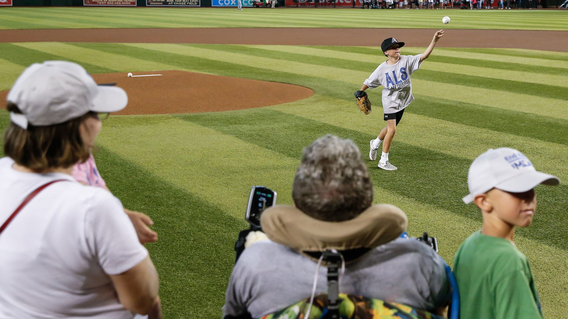 Baseball Uses Gehrig's Story to Raise Awareness of A.L.S. - The New York  Times