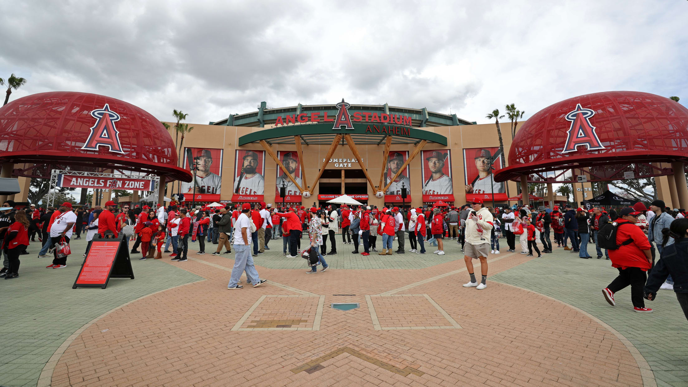 RAW Angel Stadium 20240405