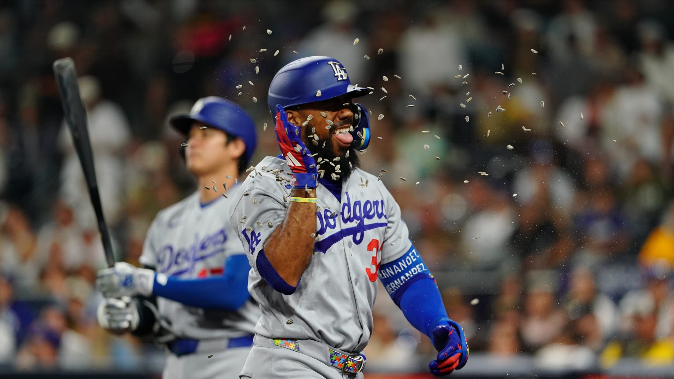 Teoscar Hernández's solo home run (6)
