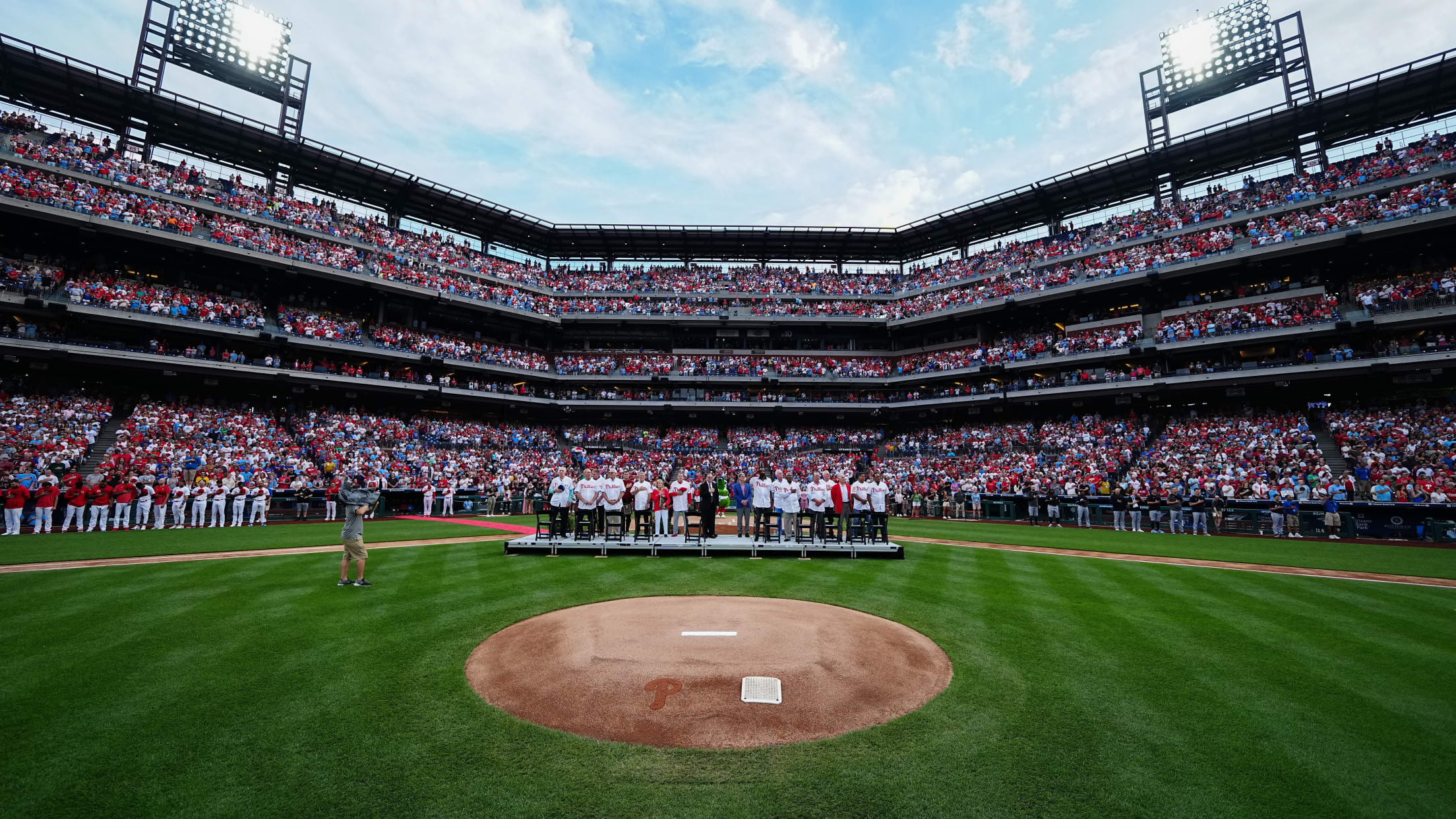 05 9FBF00CE-9DC0-4B8B-98E8-4061086895A3