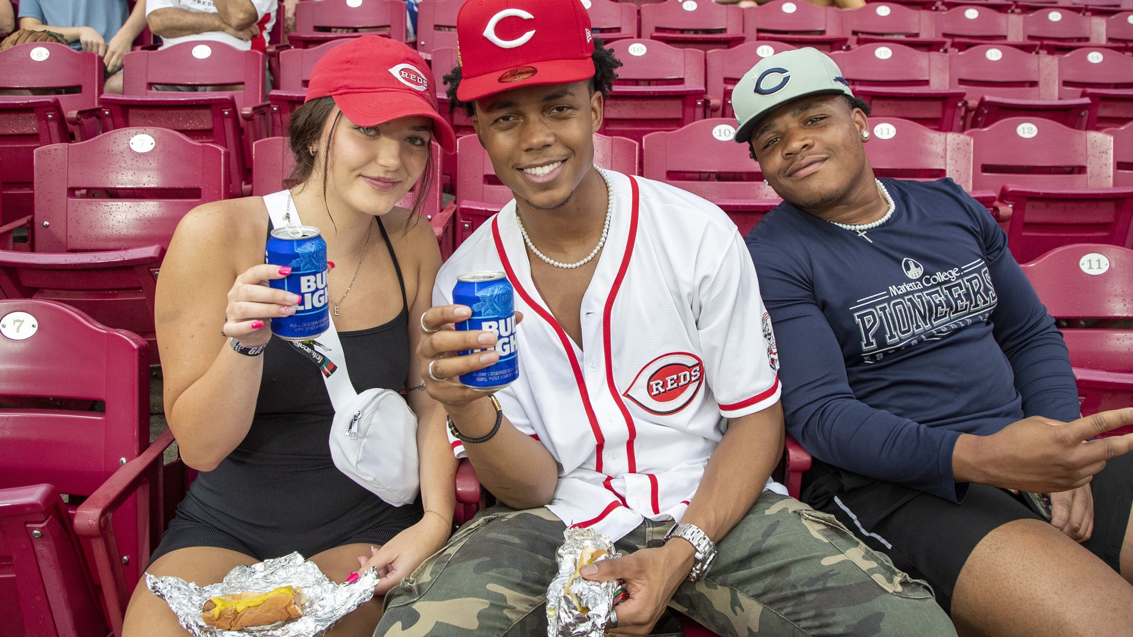 TARPS OFF BUDWEISER 3-2-1 TUESDAYS | Cincinnati Reds