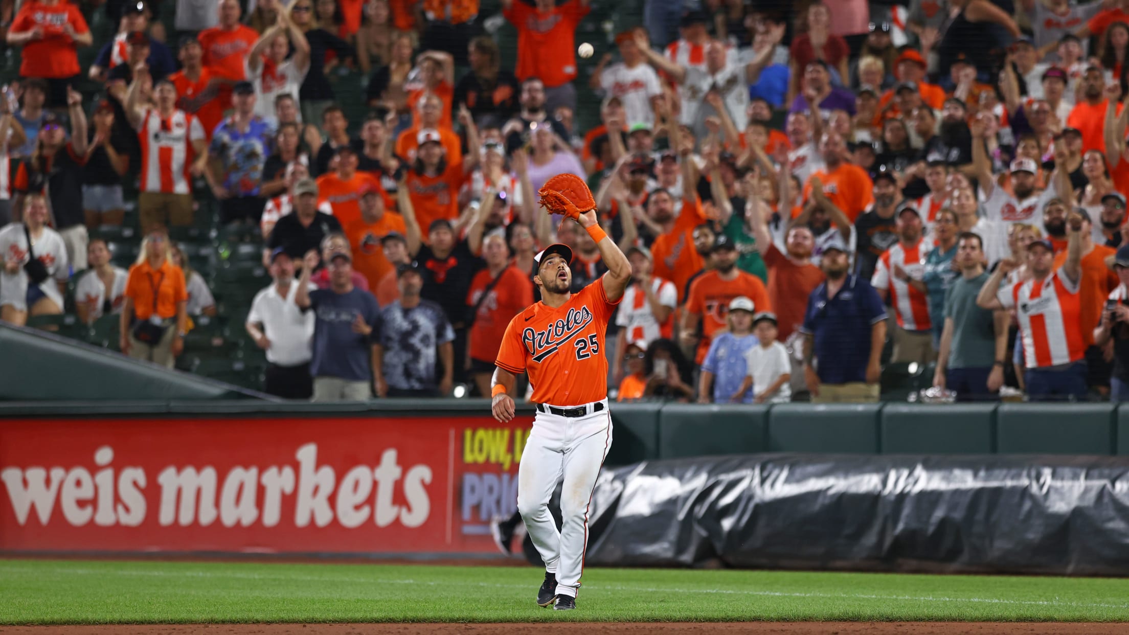 BAL-BI-121823-TopPhotos23-045