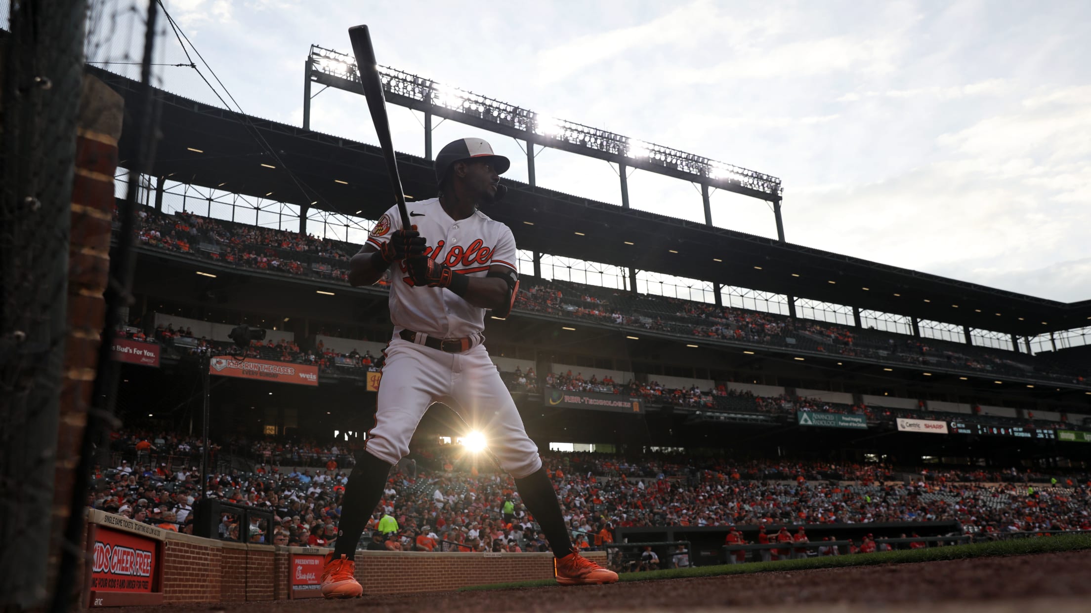 BAL-BI-121823-TopPhotos23-014