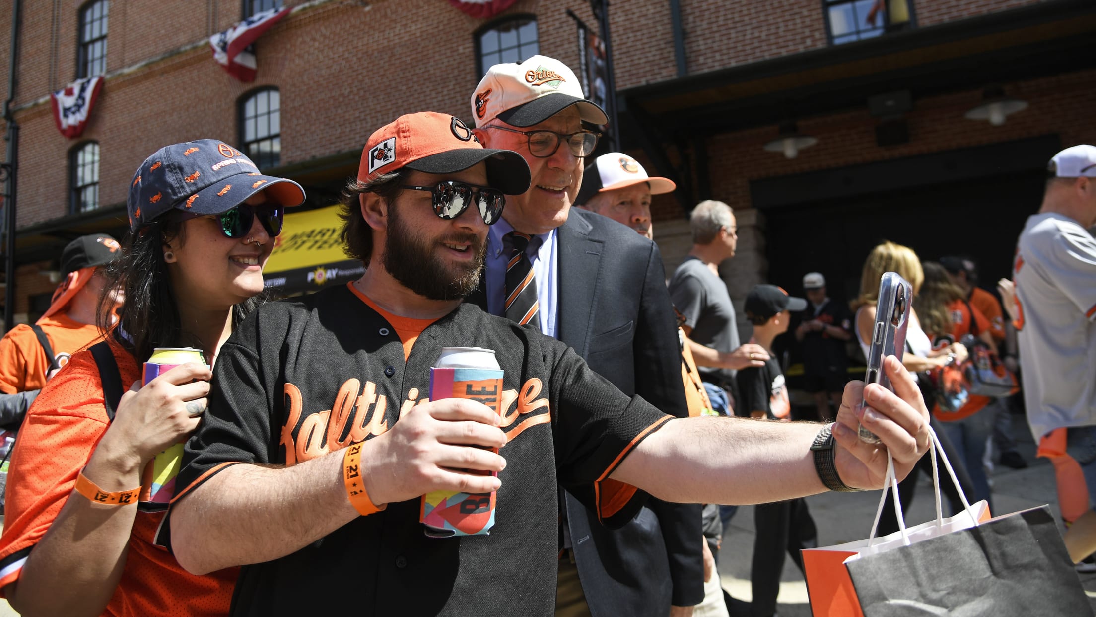 BAL-InFocus-040125-011