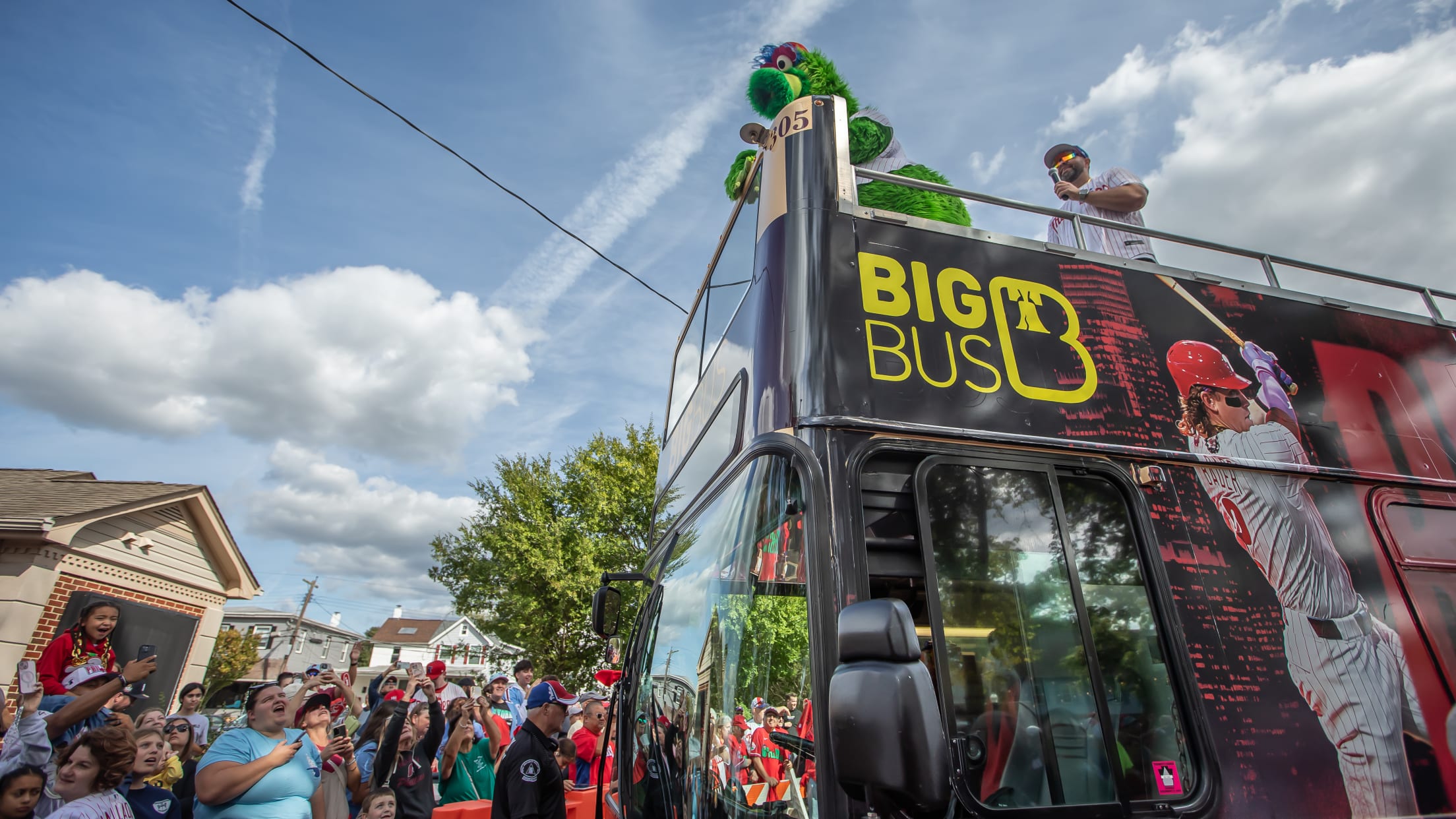 20251002_Rally_Red_October_Bus_Waterfalls-35