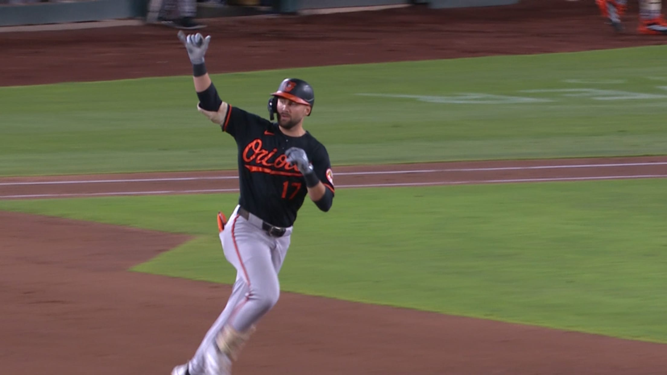Colton Cowser's solo home run (13)