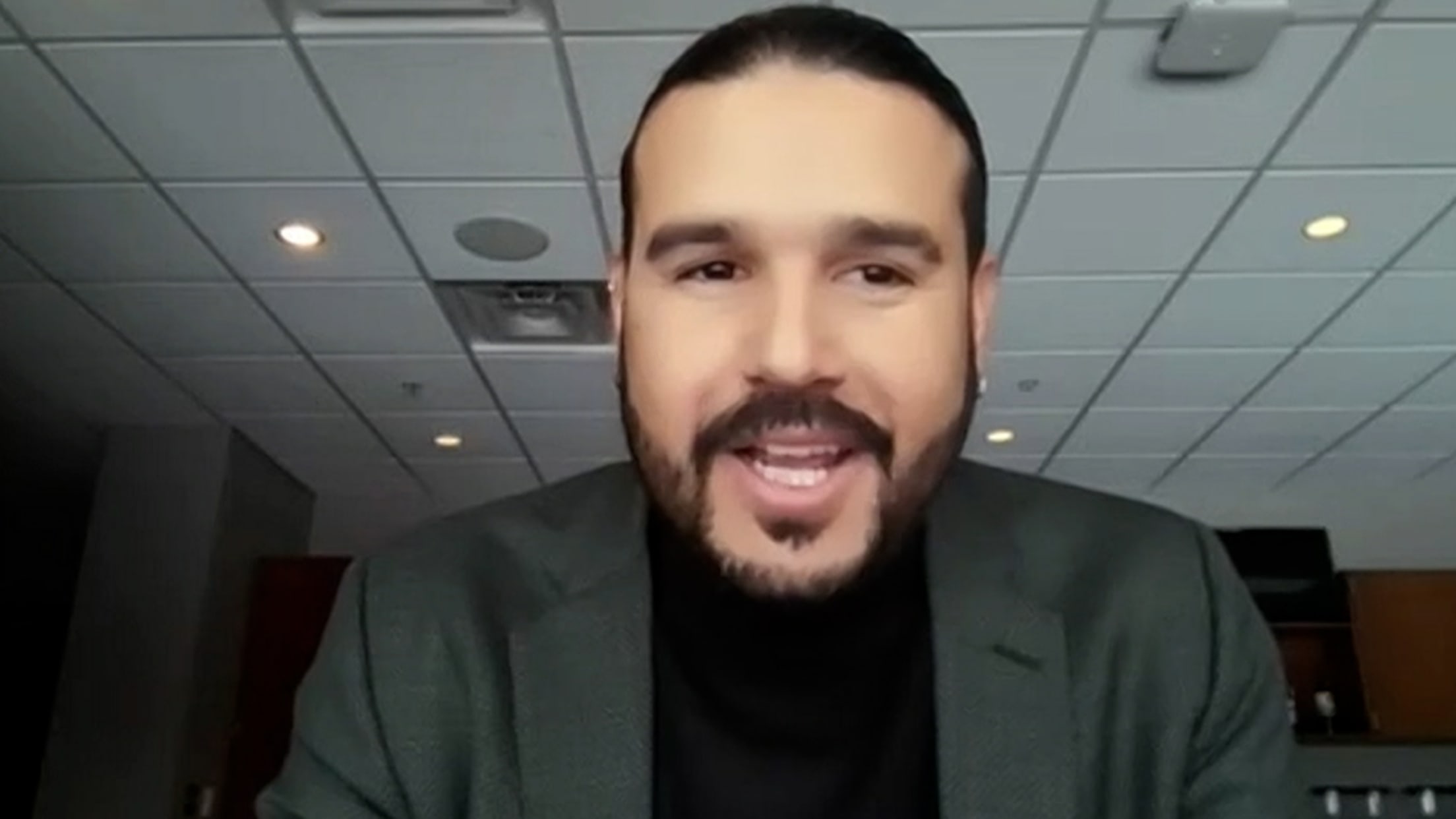 Eugenio Suárez: 'Very excited to be back home'