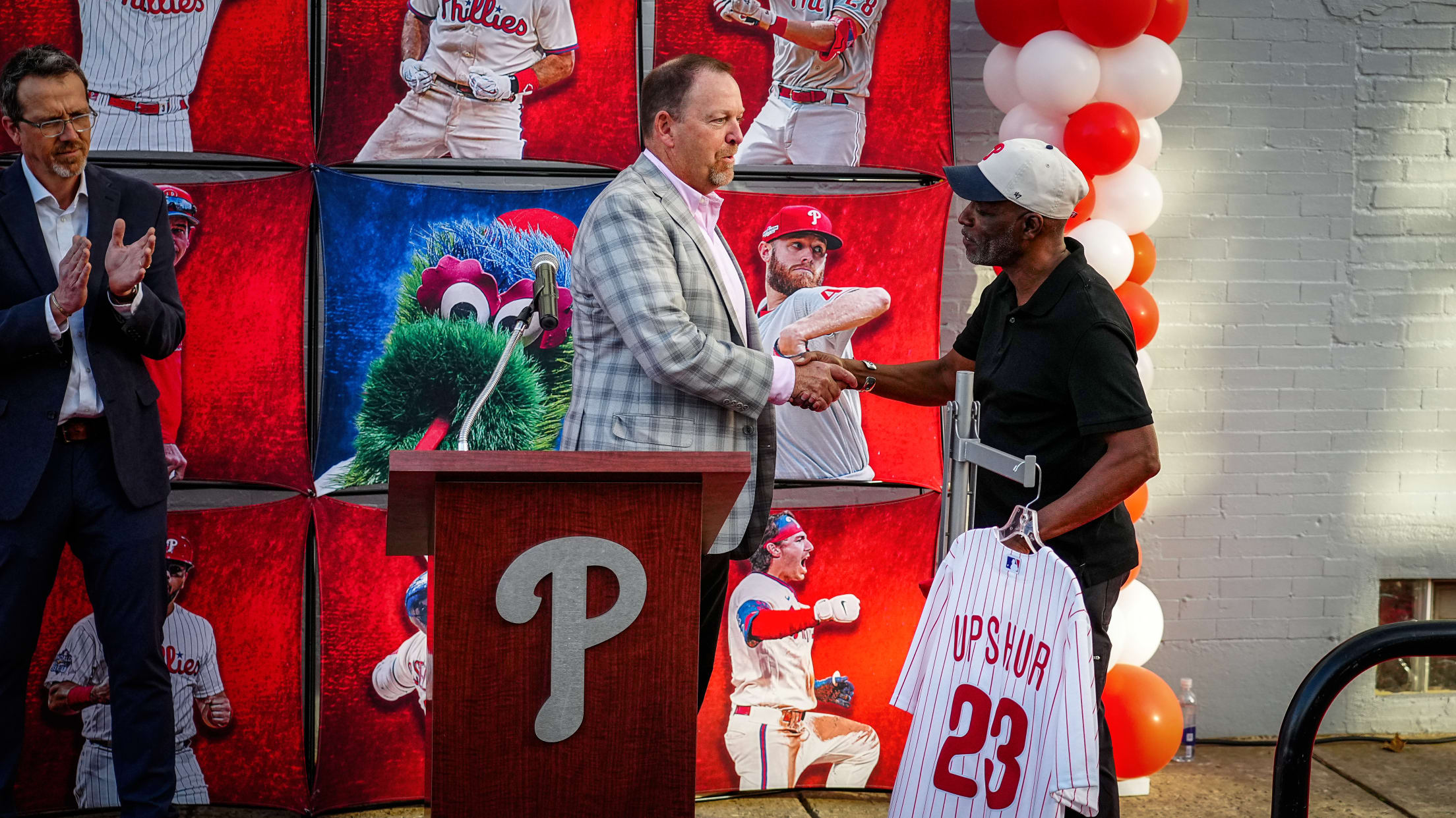 StrawberryMansionLCVan00472