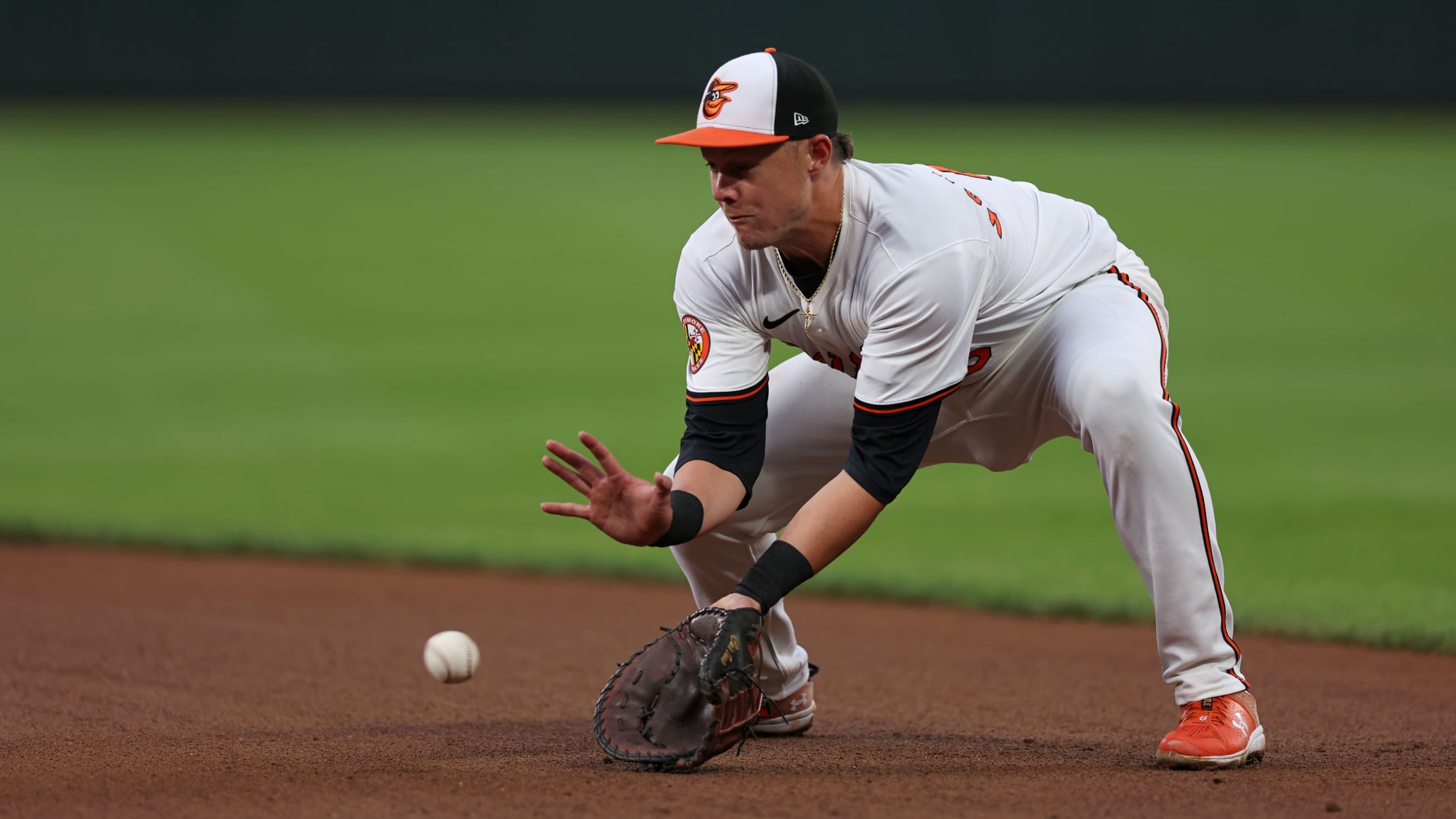 BAL-makingthiercase-060424-006