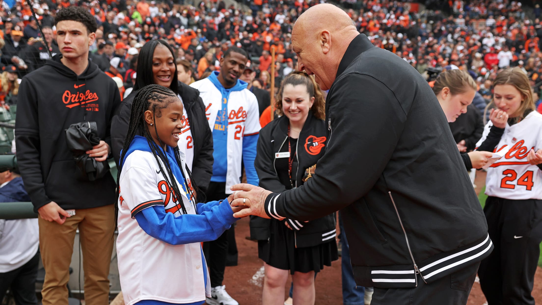 BAL-Giving-Tues-112224-021