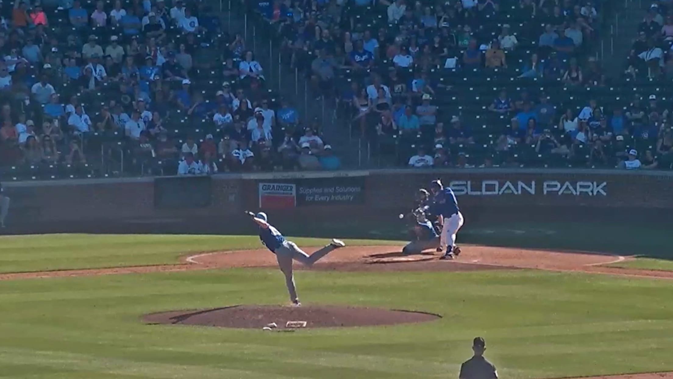Matt Halbach hits walk-off after ABS challenge