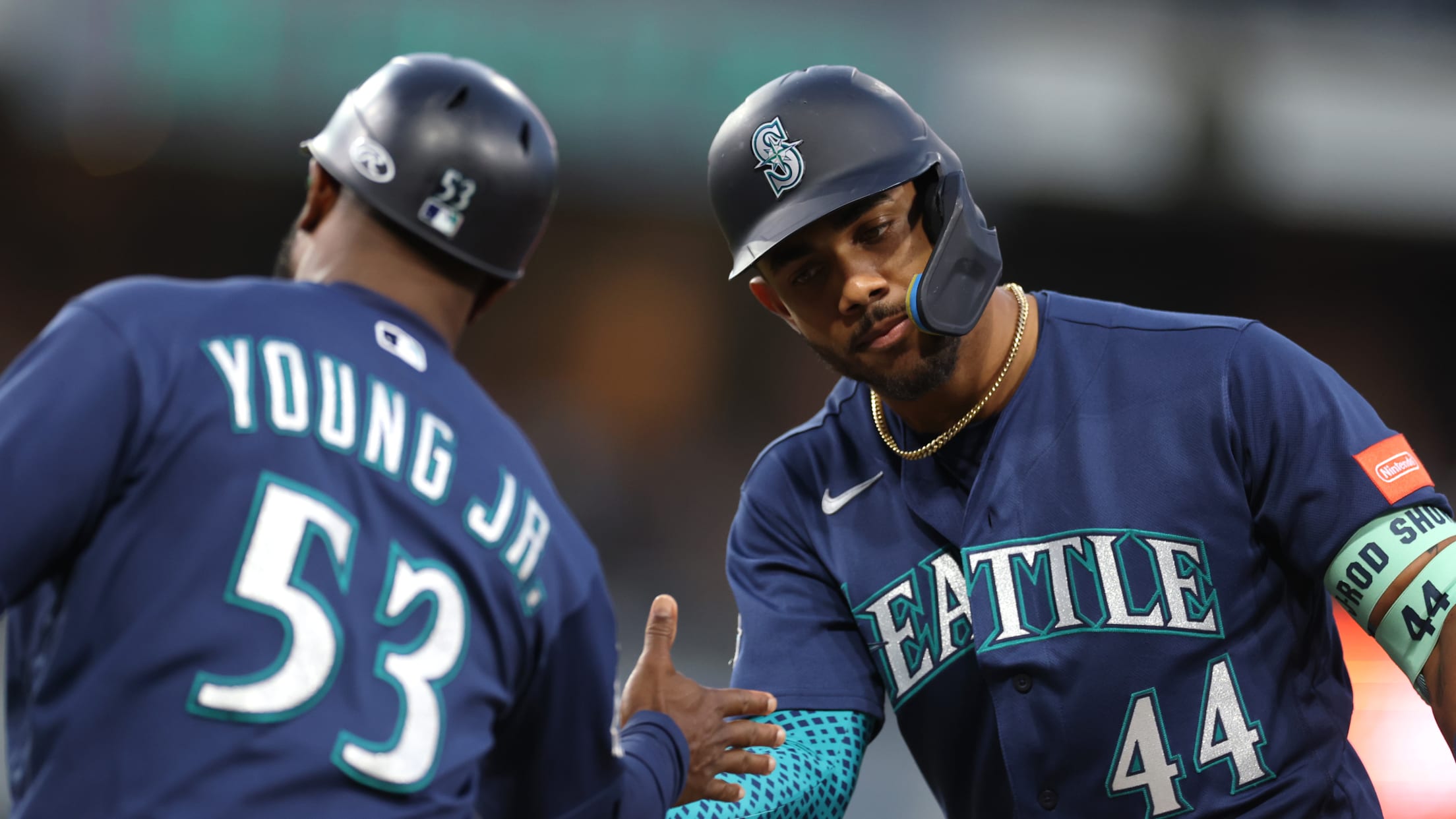 Rodríguez produce con sencillo