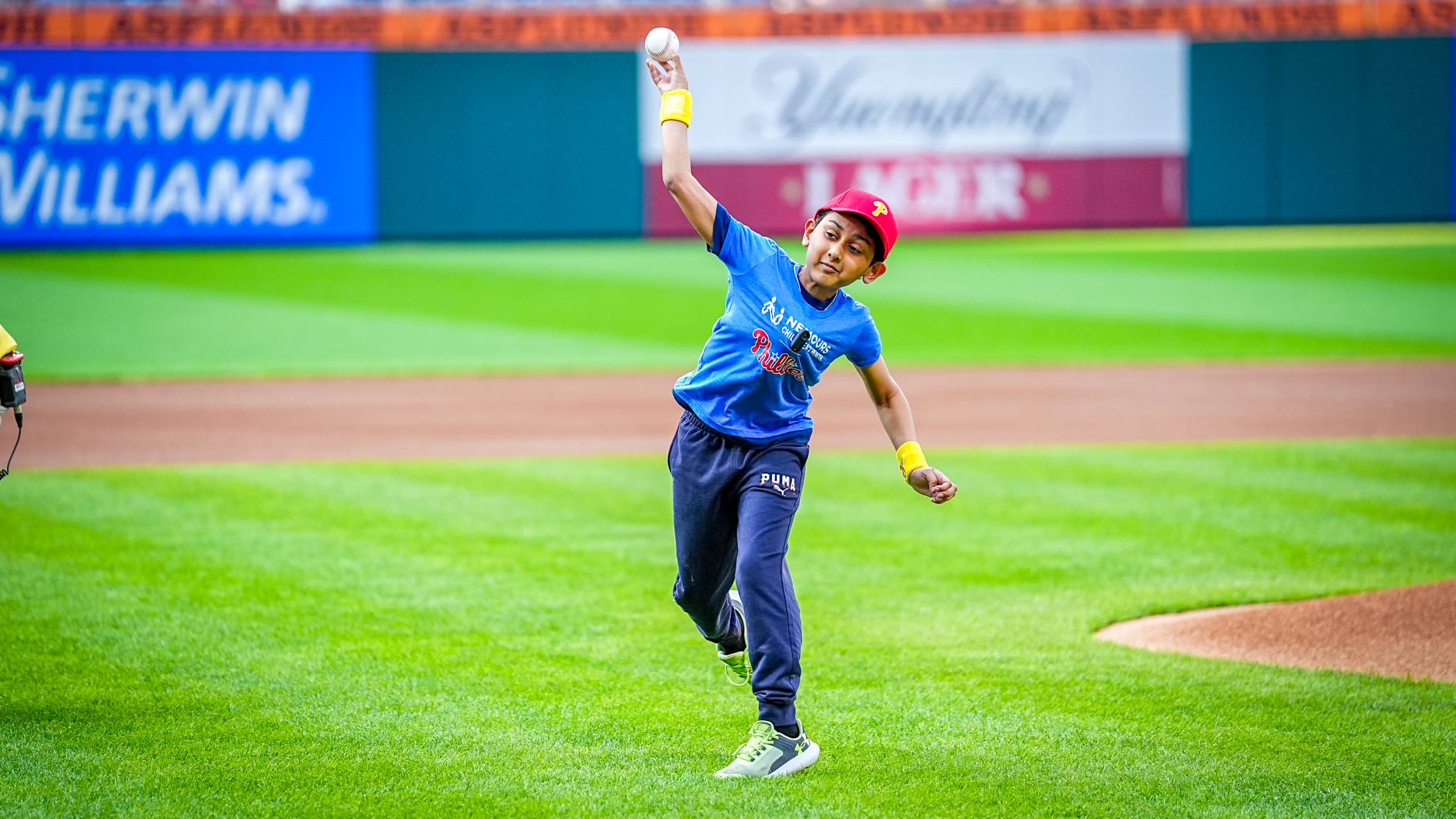 ChildCancerPregame142318