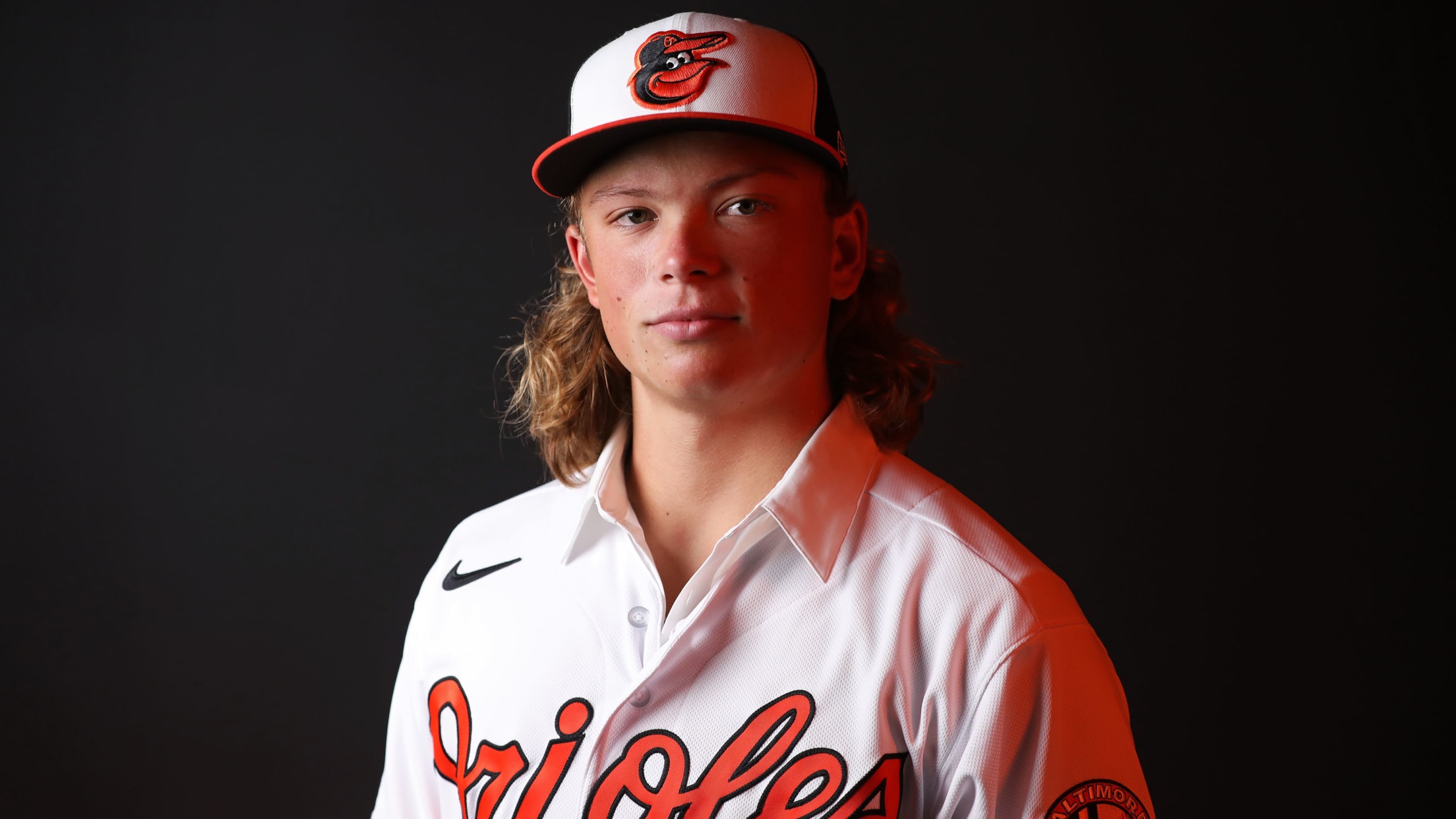 BAL-BI-021025-Holliday-Feature-026