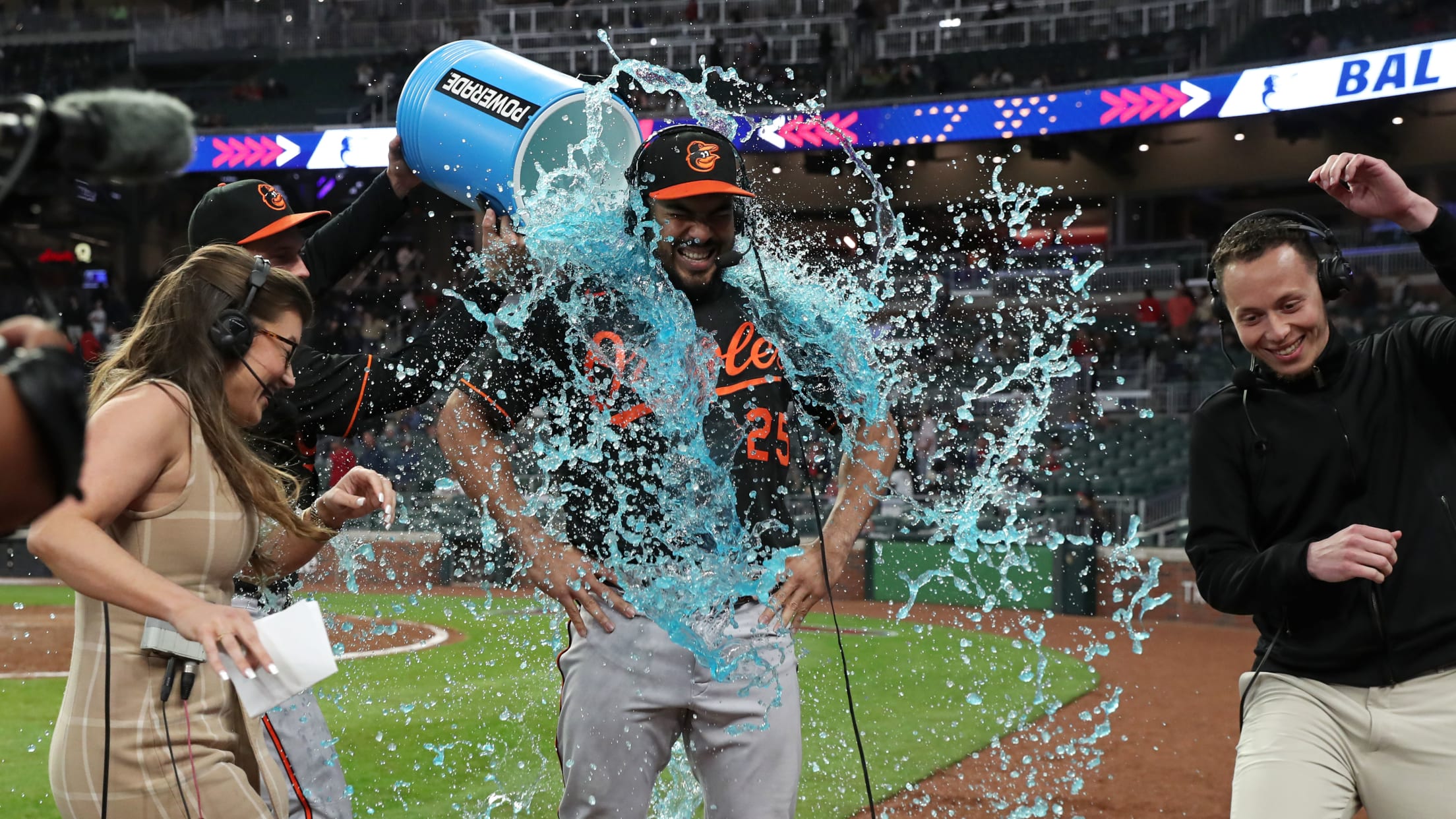 BAL-BI-121823-TopPhotos23-011