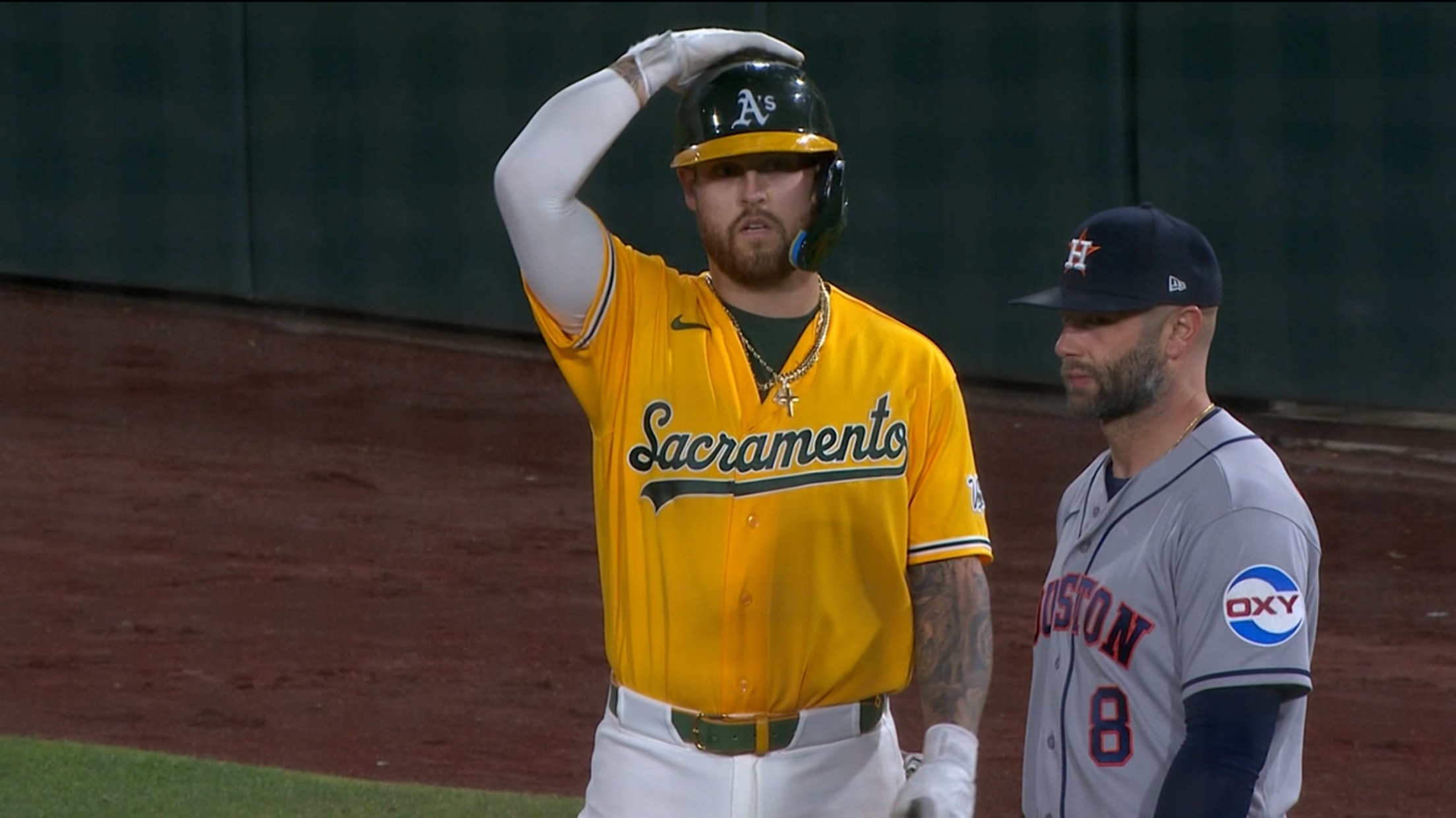 Tommy White's RBI single