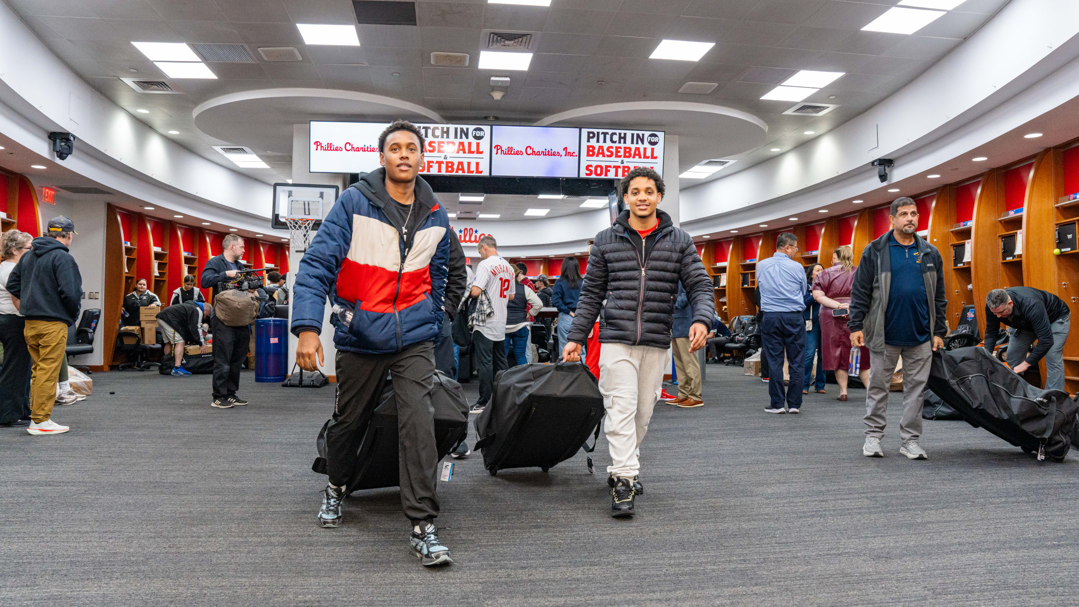 20260225_PIFBS-waterfalls-14