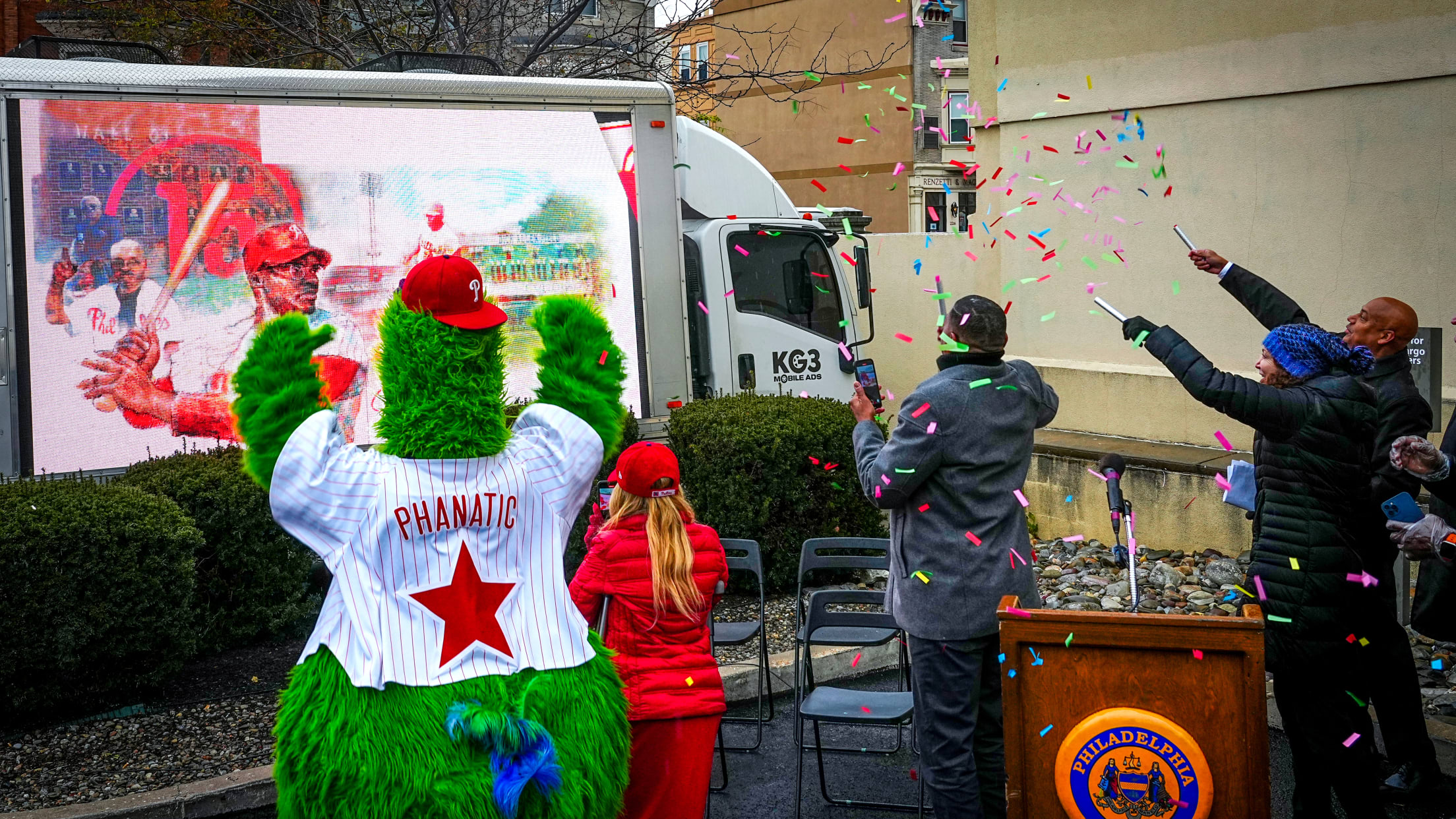 AllenMuralDesignUnveil06127