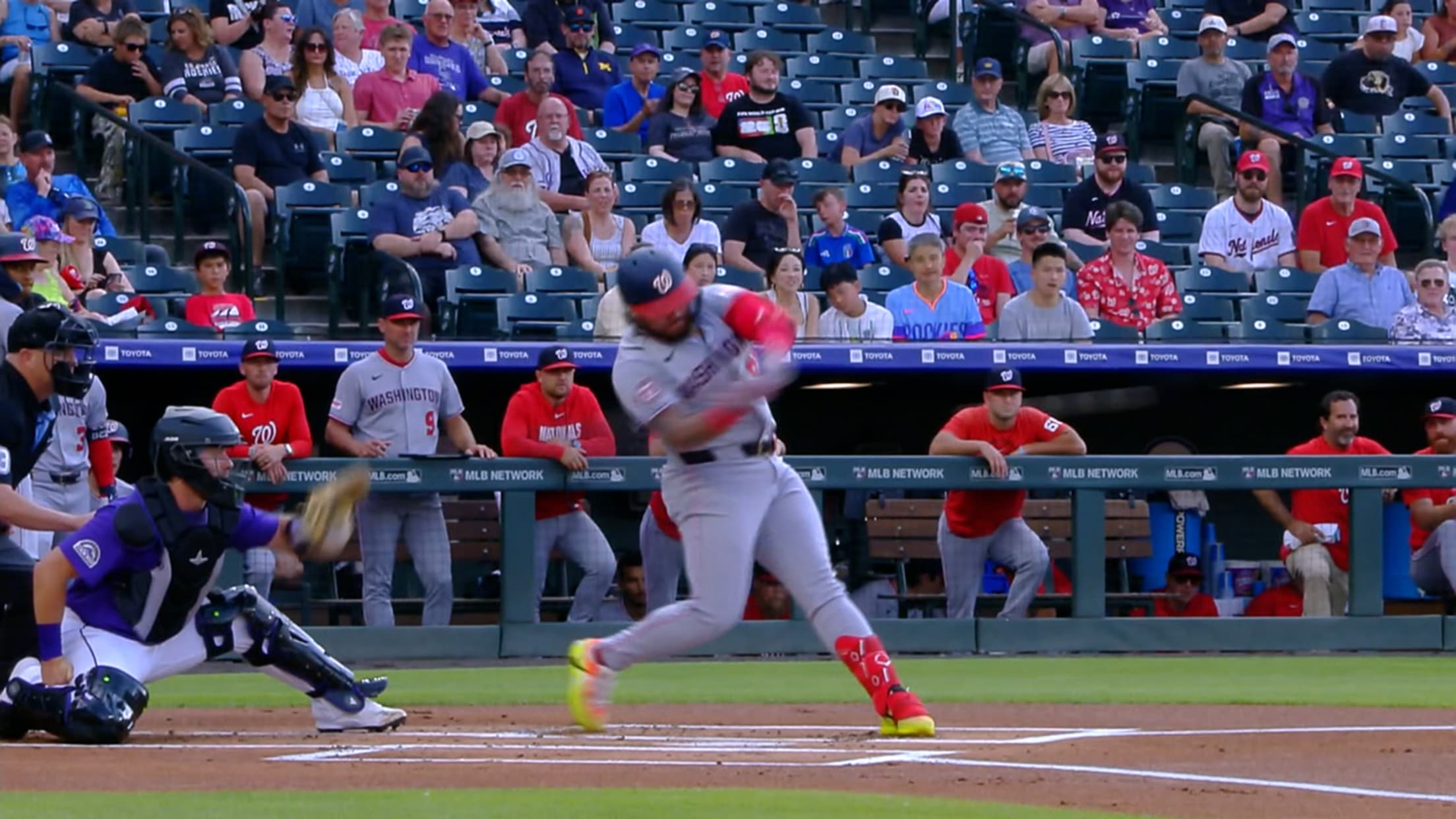 Andrés Chaparro's three-run homer (4)