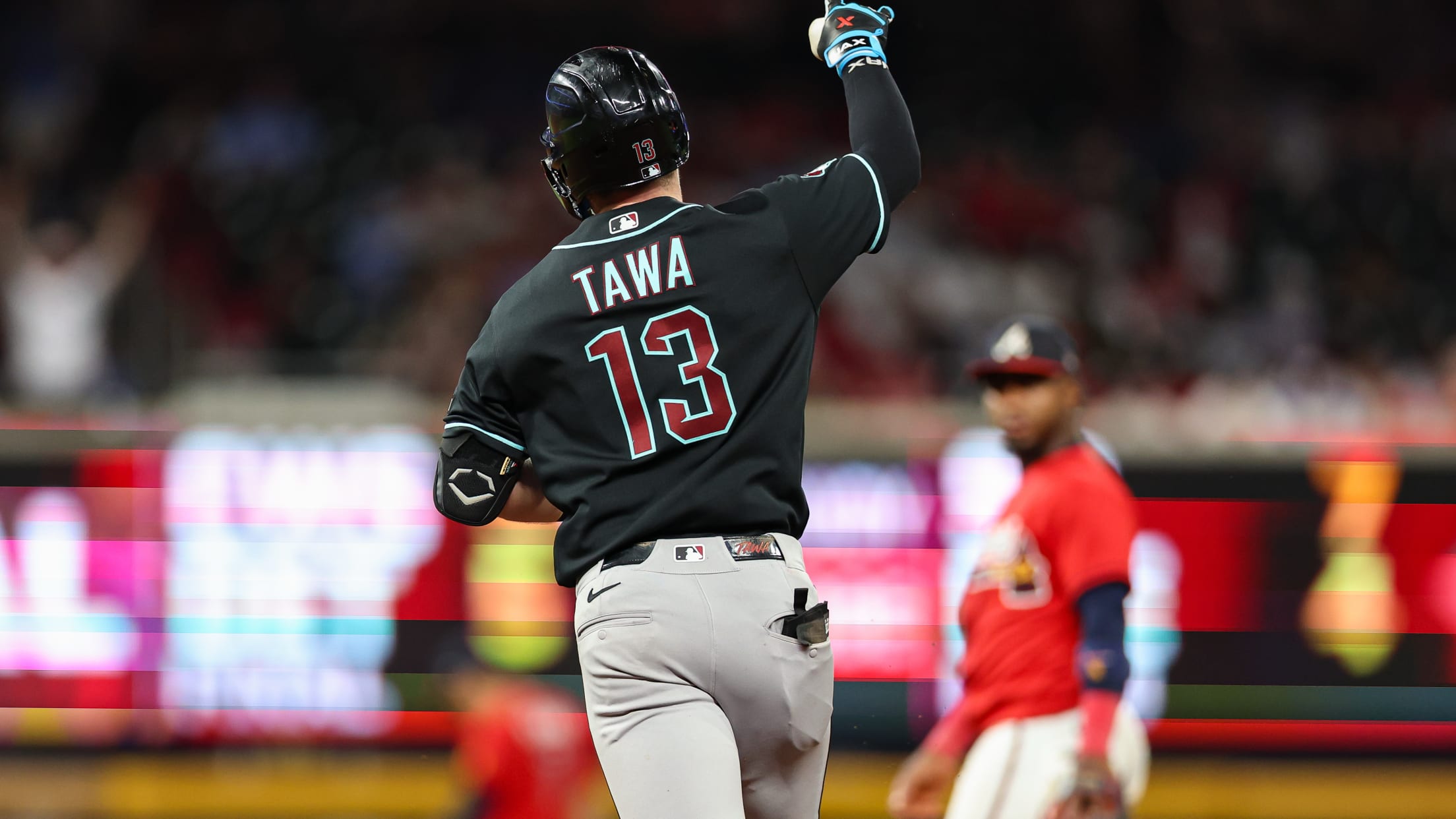 Tim Tawa's solo home run (7)