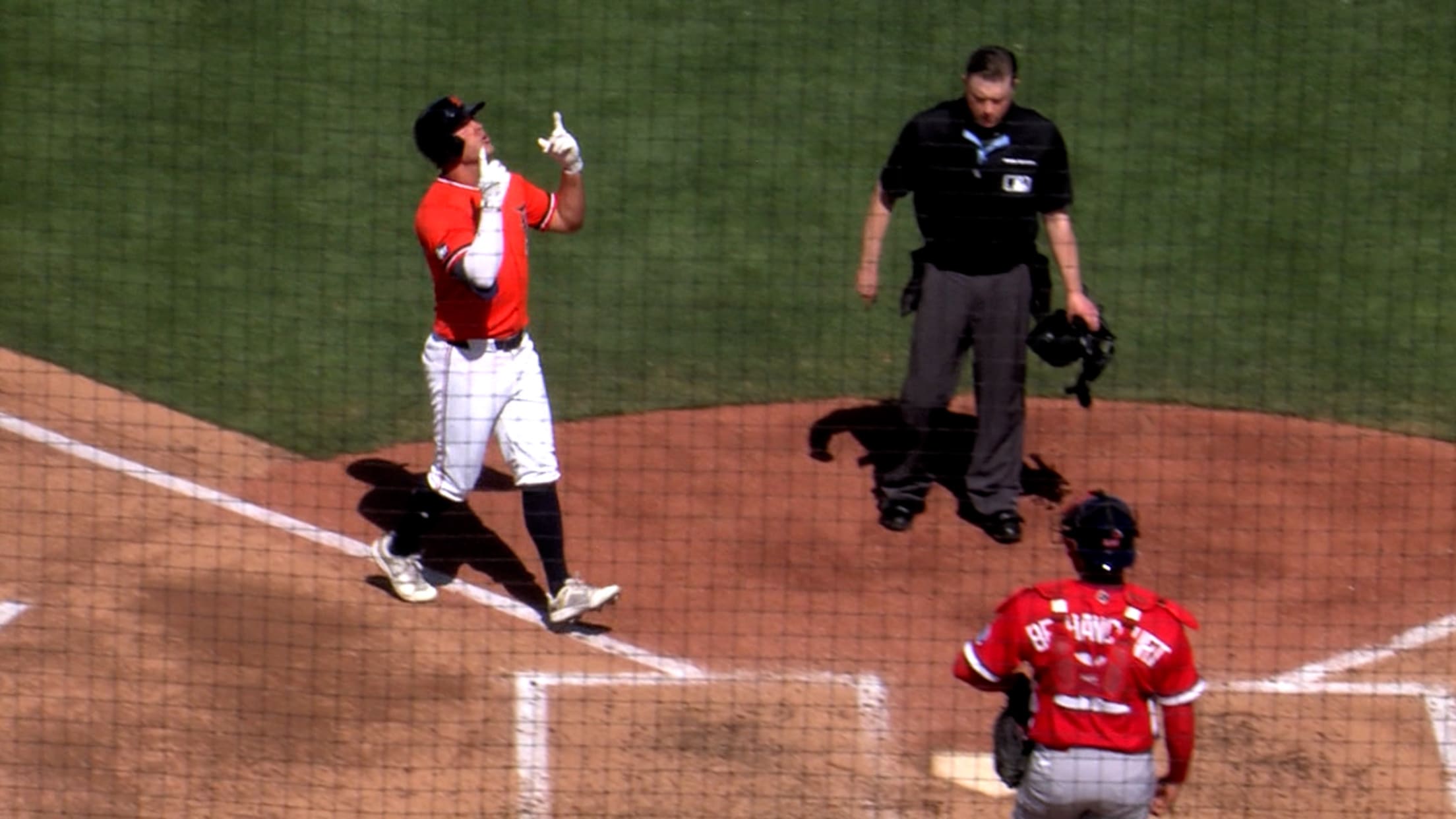 Kerry Carpenter hits a solo home run 