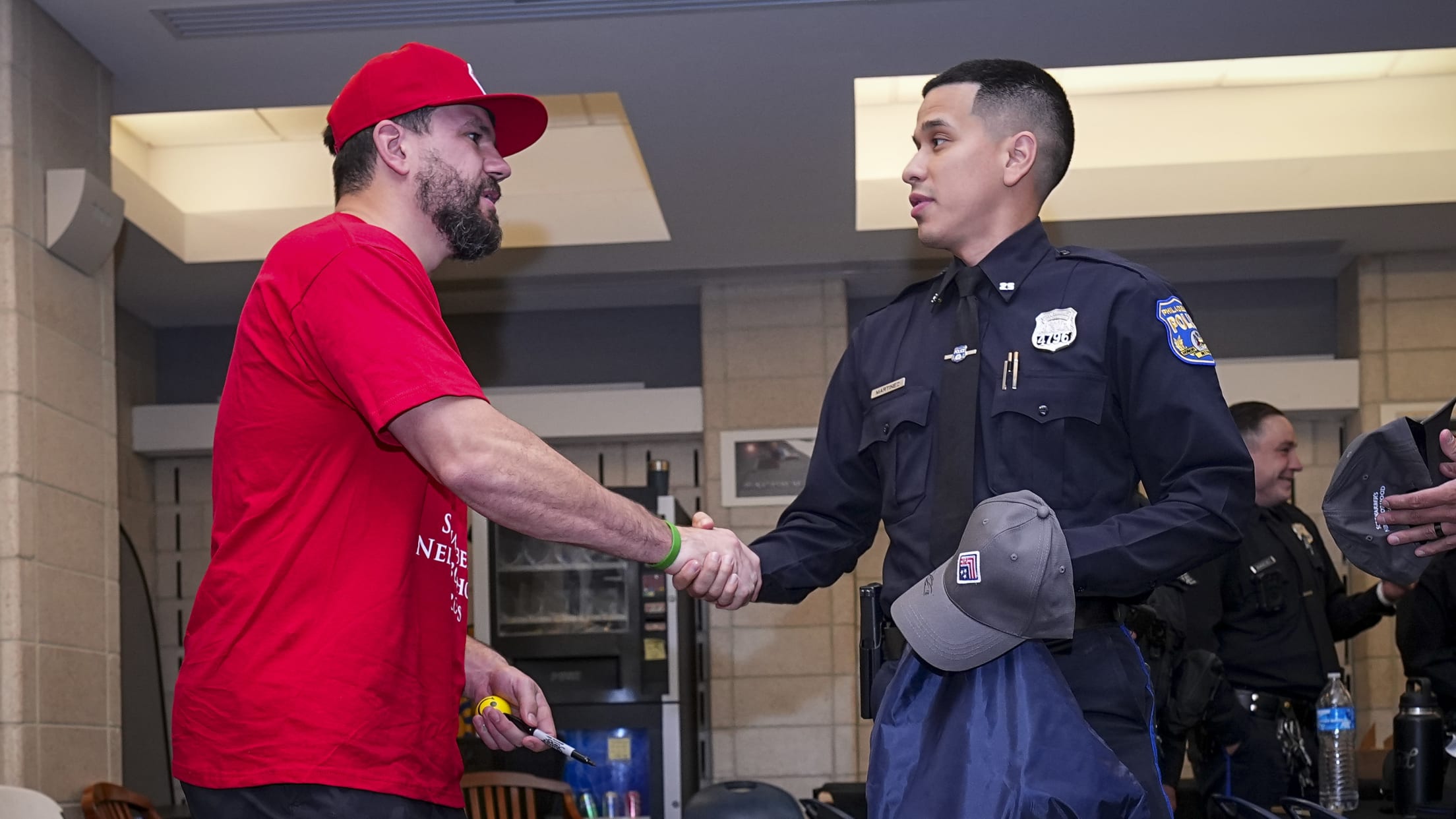 Schwarber_Neighborhood_Heroes13503