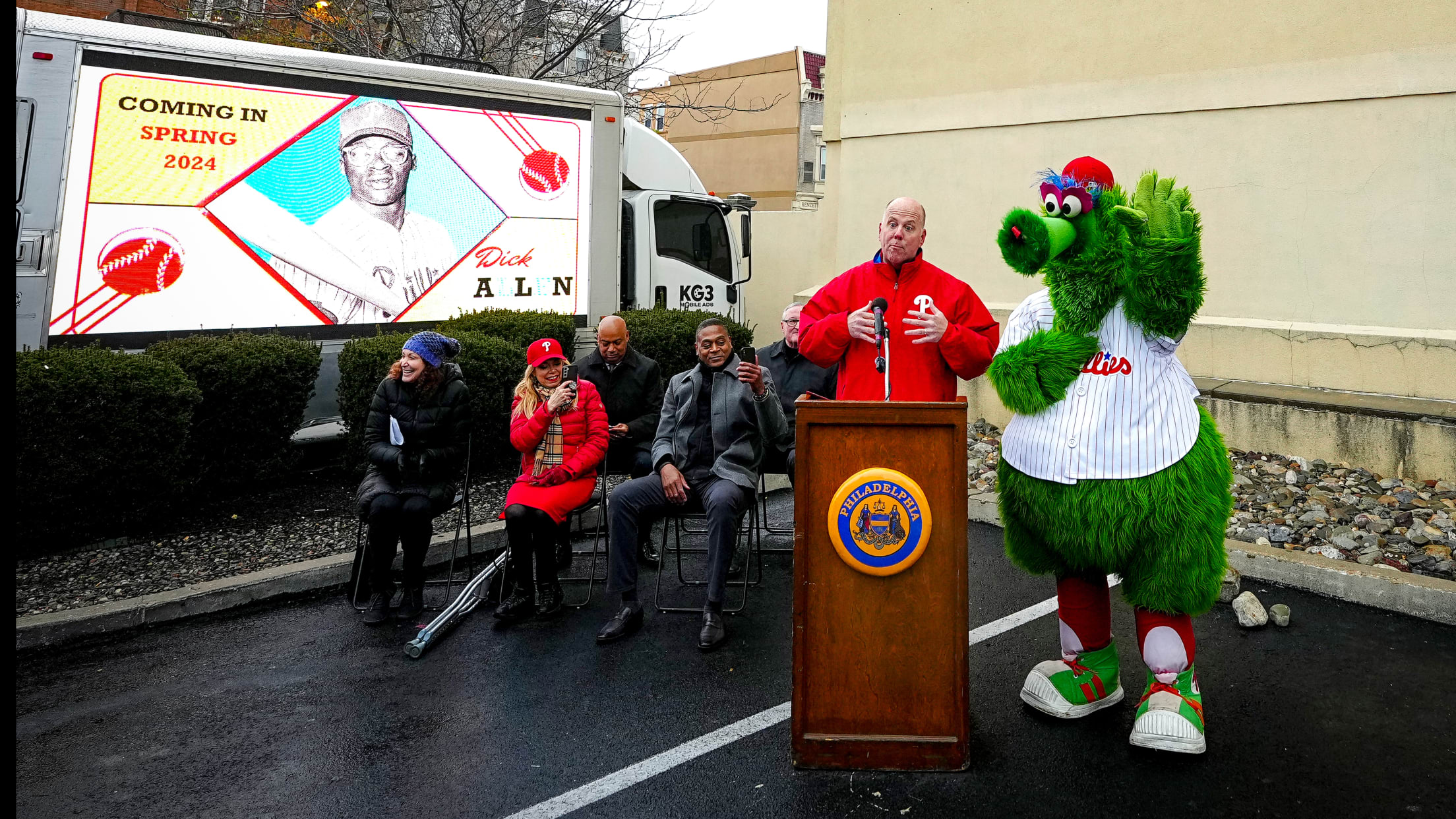 AllenMuralDesignUnveil05896