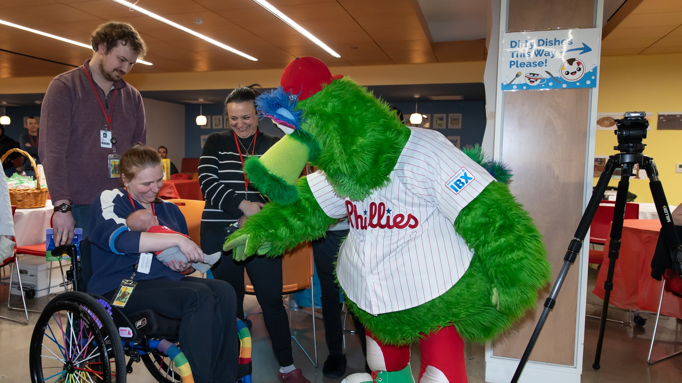 20260211_IBX_Phillies_Valentine_Event_Waterfalls-078