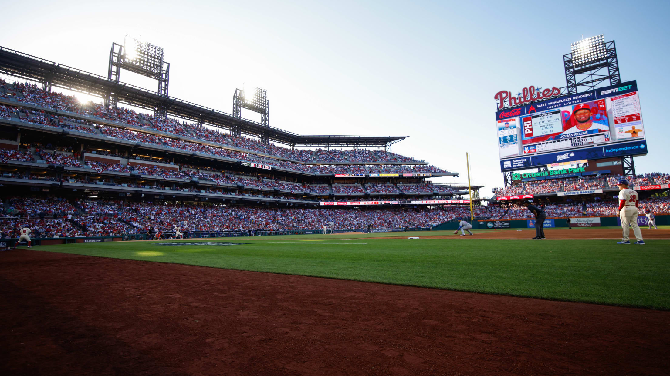 RAW Citizens Bank Park general