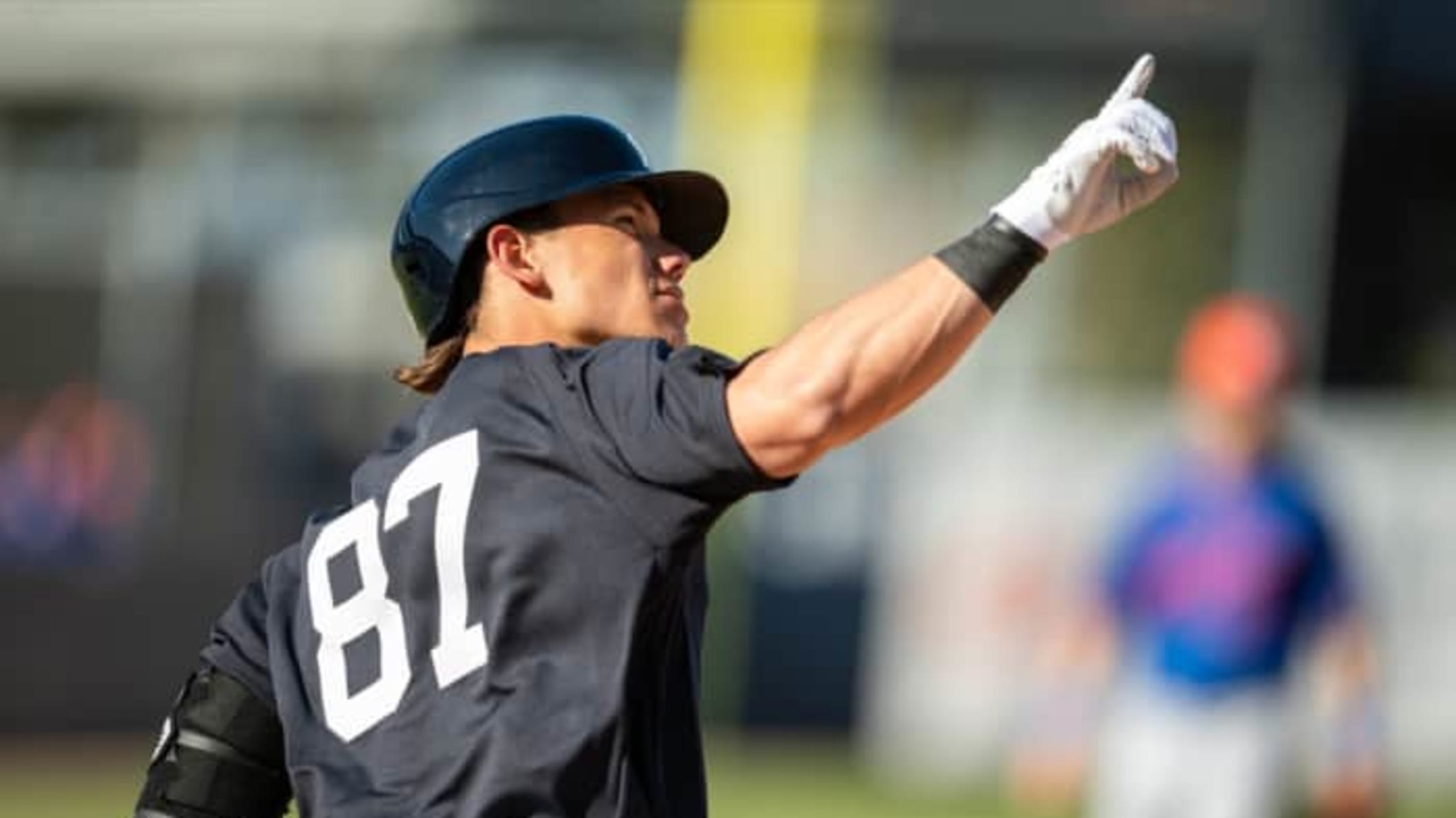 Kenedy Corona's three-run home run