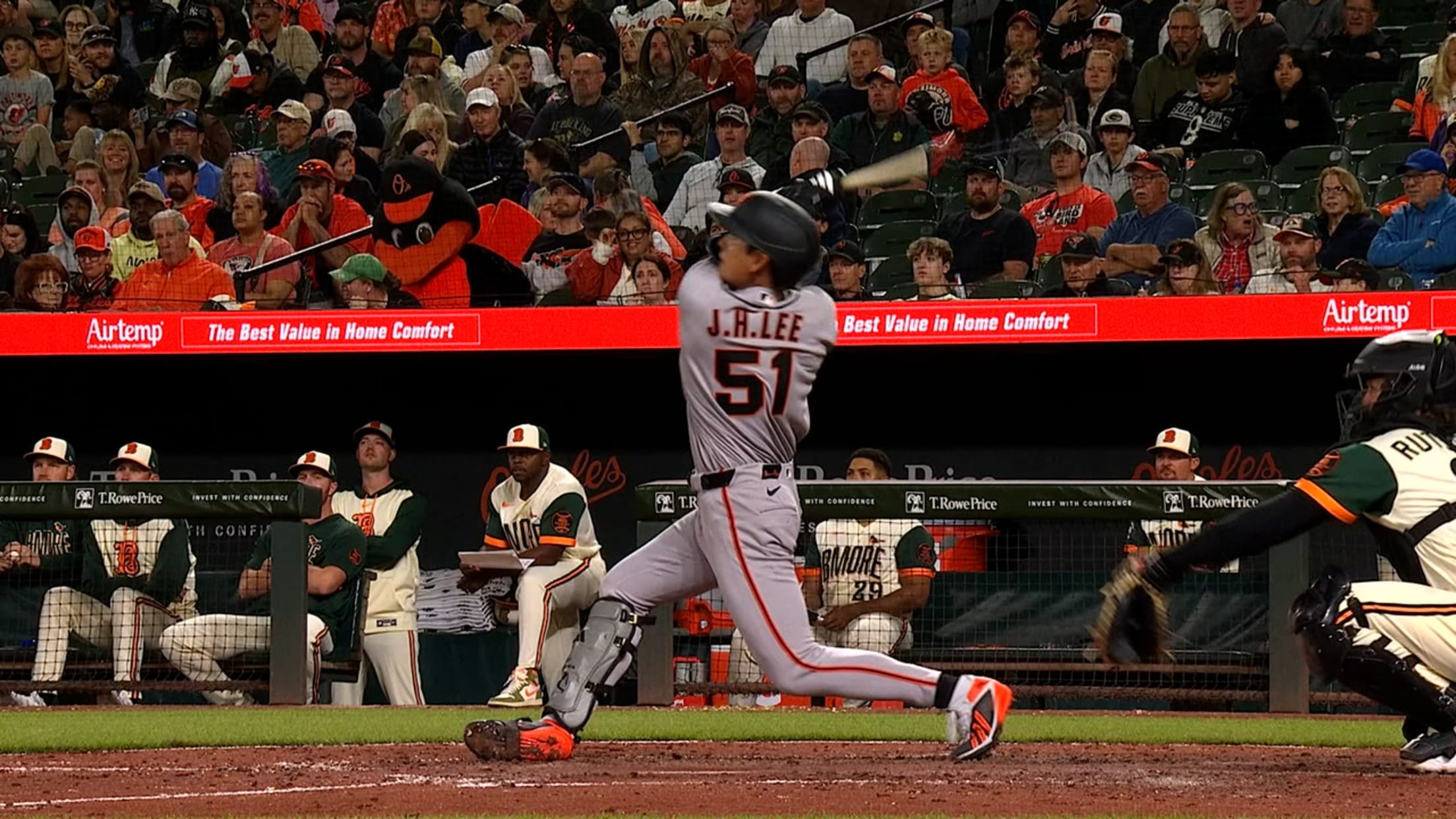 Jung Hoo Lee's two-run home run (1)