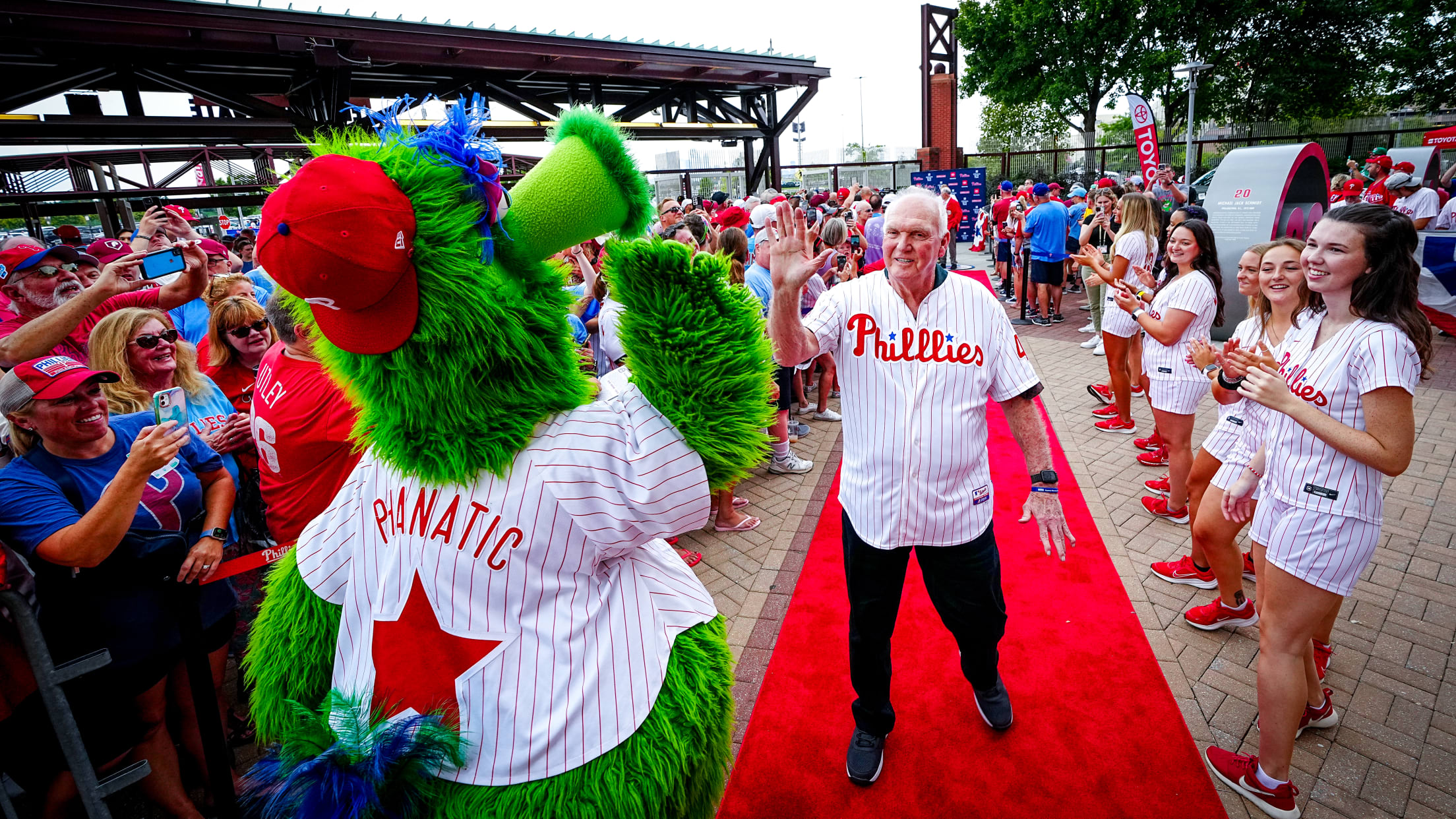 Phillies Toyota Alumni Weekend Lineup Announced: Legends Return August 1-4  for Fan Events