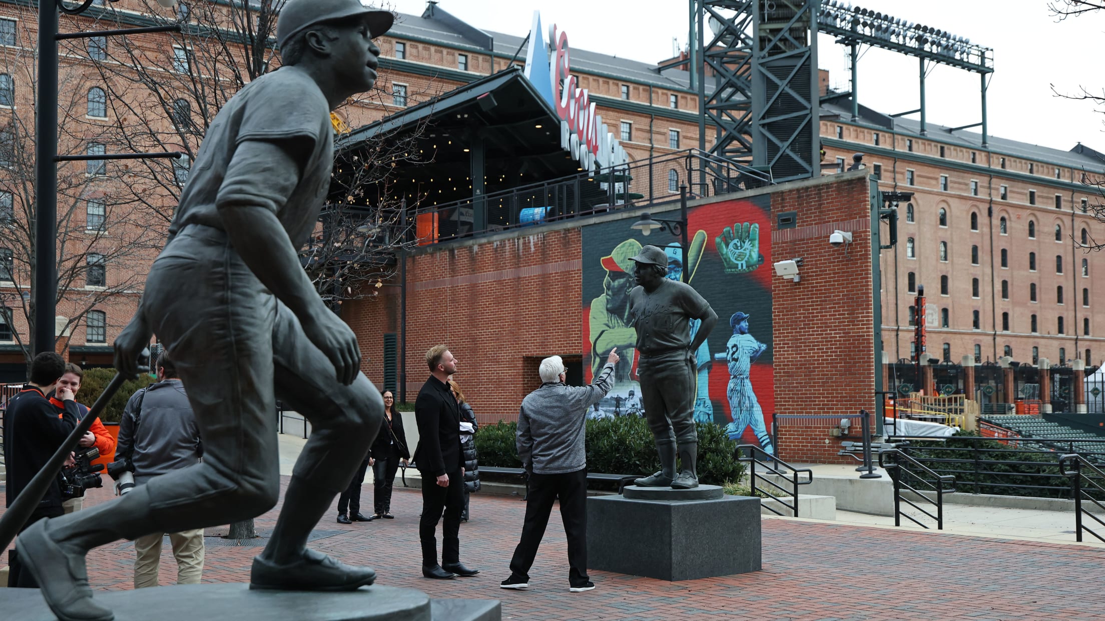 Alonso_Insider_12:16:25_007