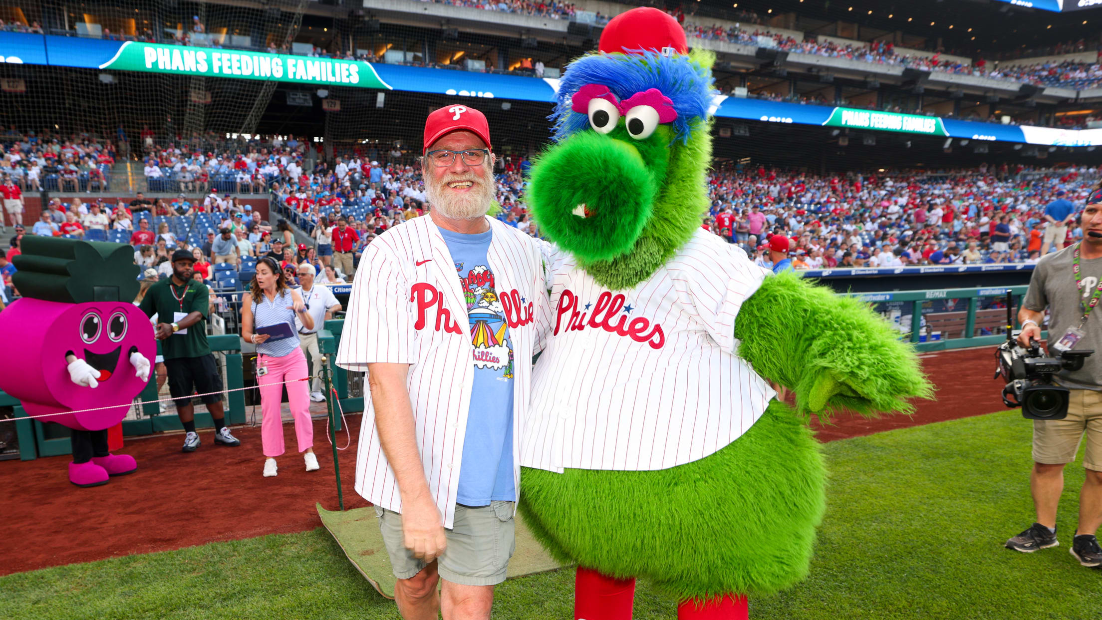 20250622_Phans Feeding Families sponsor intros-66