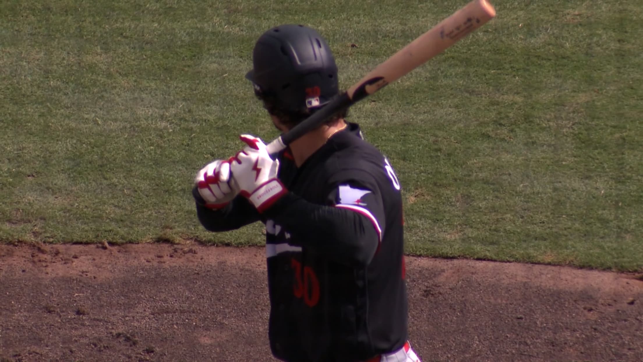 James Outman's game-tying single