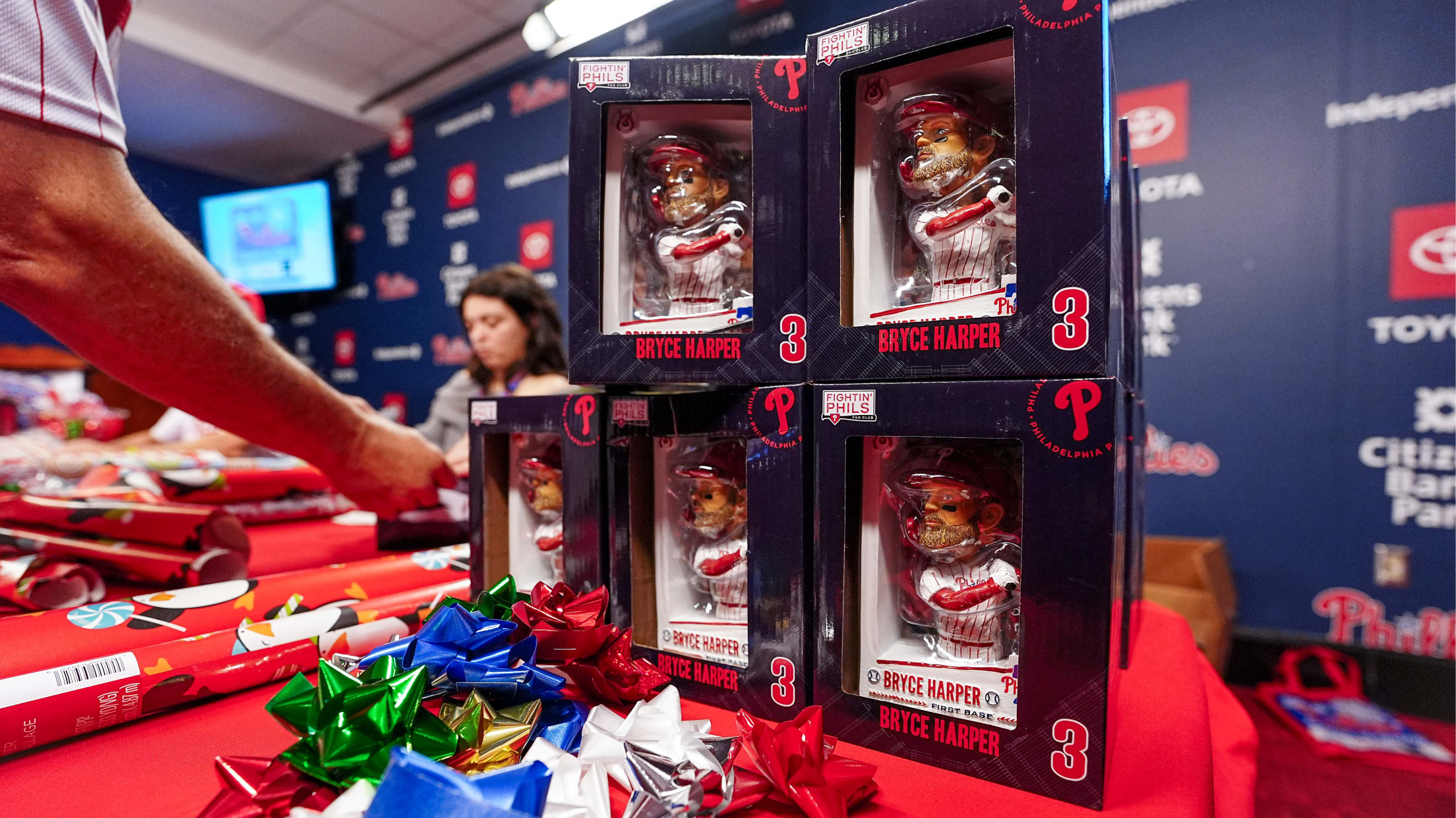 SEIGiftWrapping02713