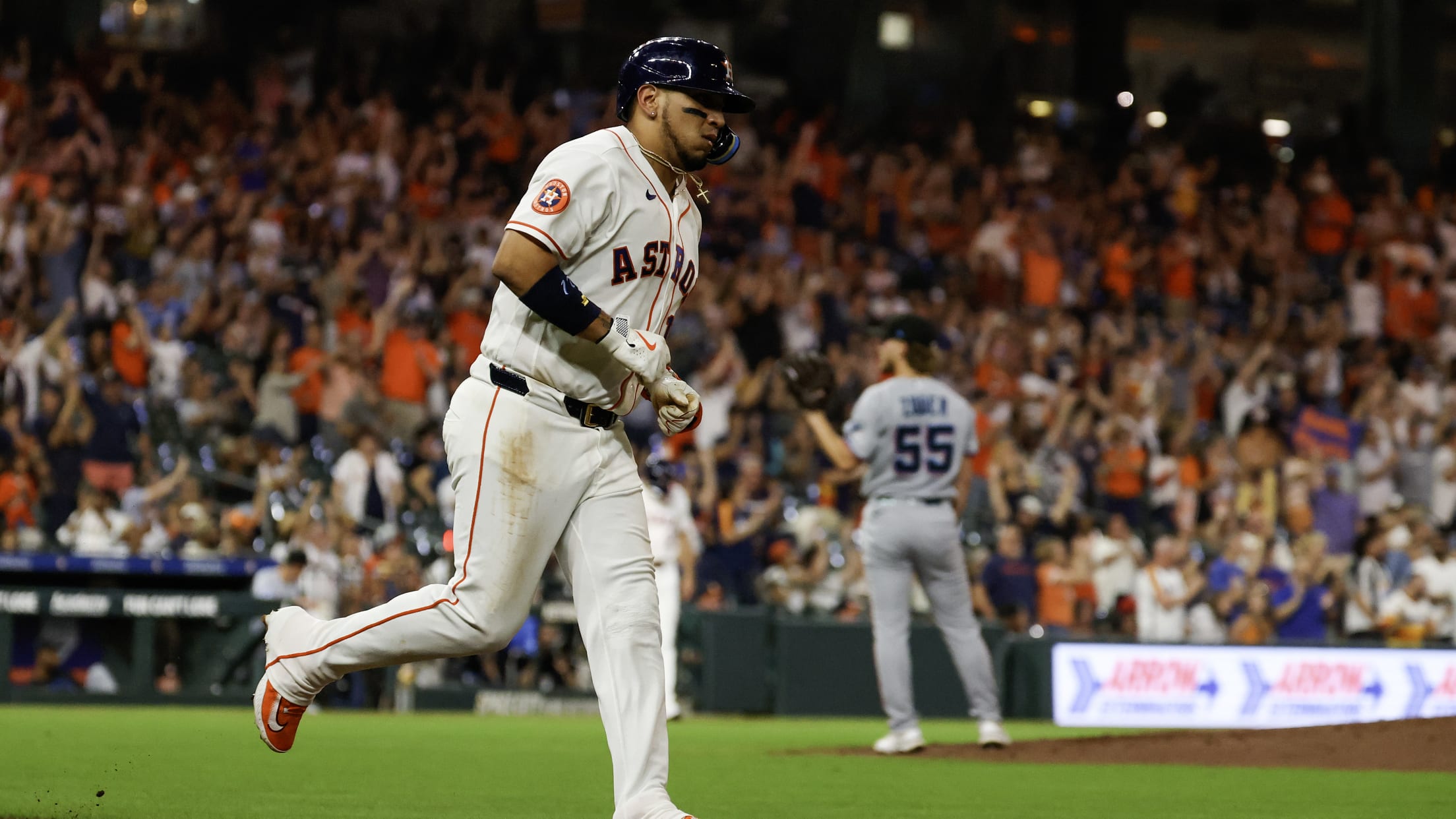 Isaac Paredes' three-run home run (13)