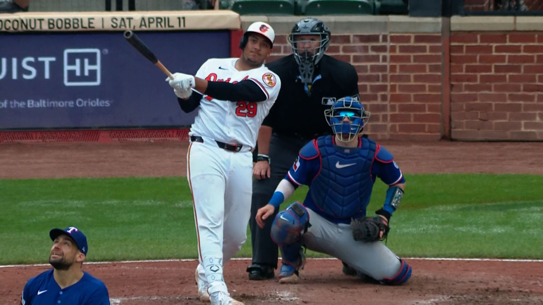 Data Viz: Samuel Basallo da jonrón de  437pies