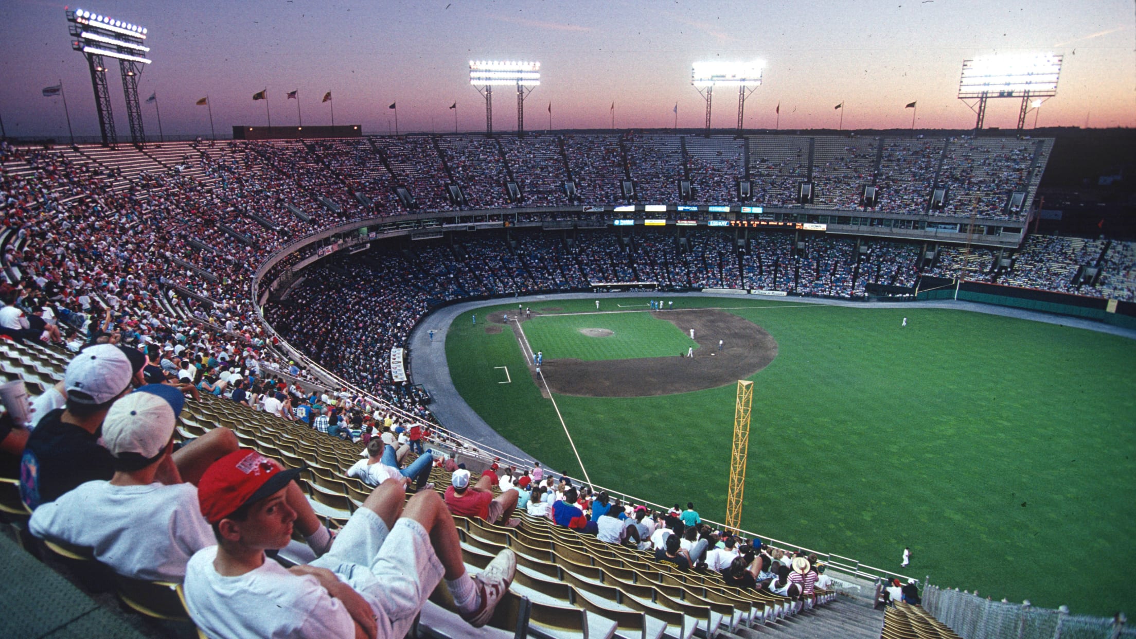 BAL-BI-030424-70Years-1984-1993-015