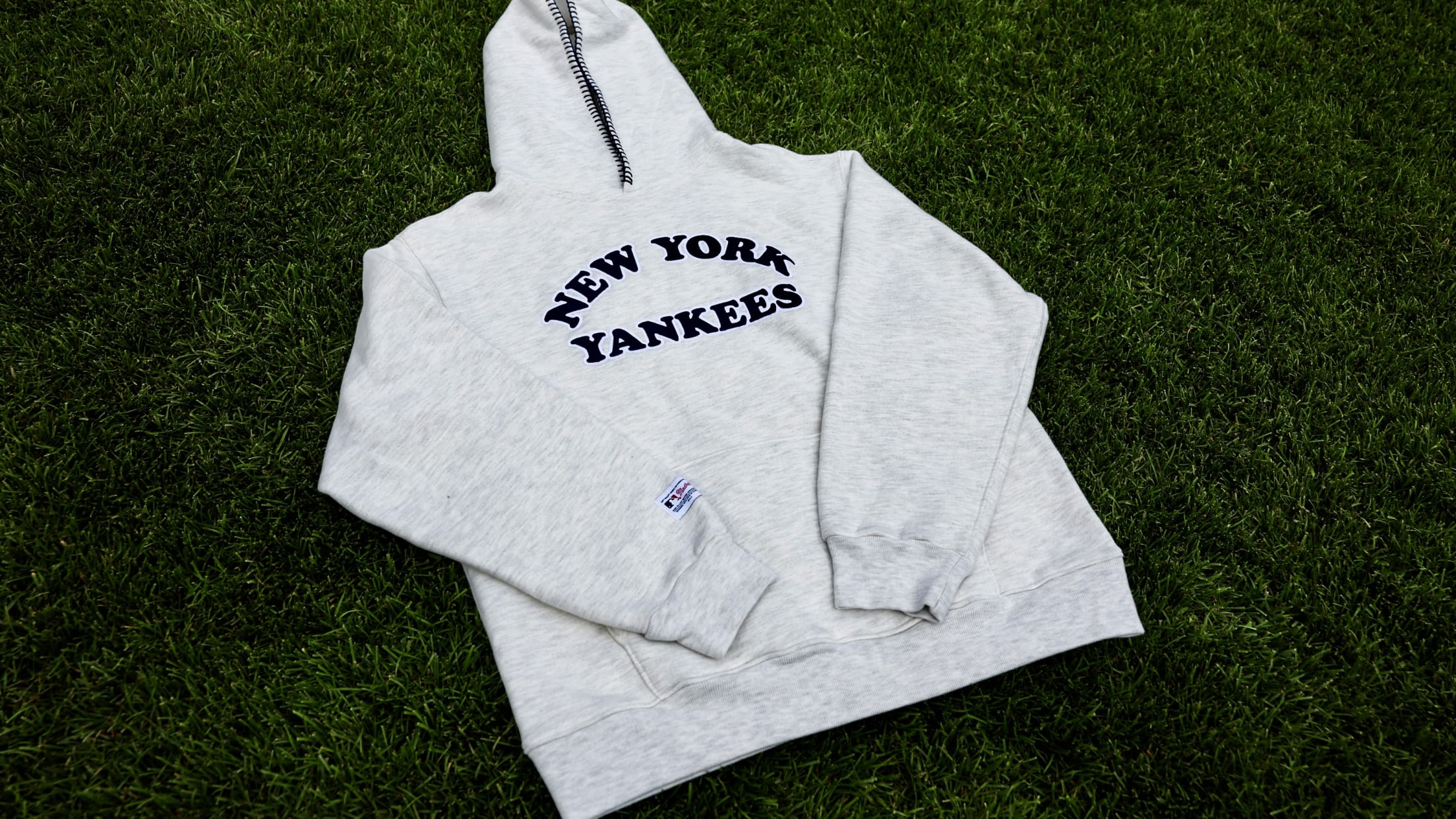 Yankee Stadium 4/25 限定配布 ヤンキース ホッケージャージ ojuoqwmrl1otr2vctya2.jpg