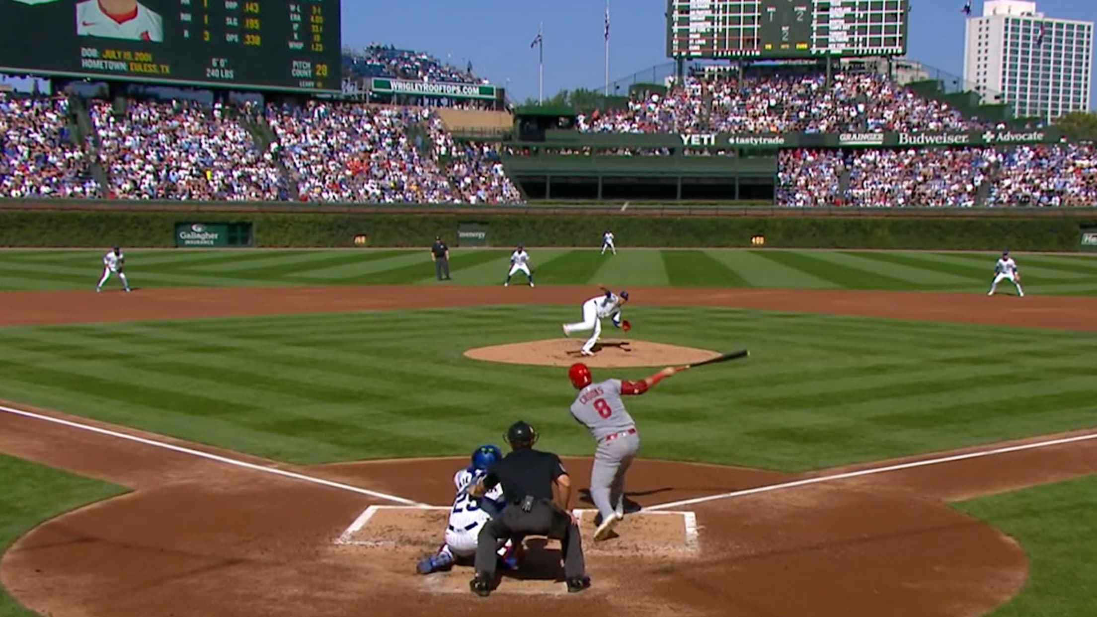 Jimmy Crooks batea un triple