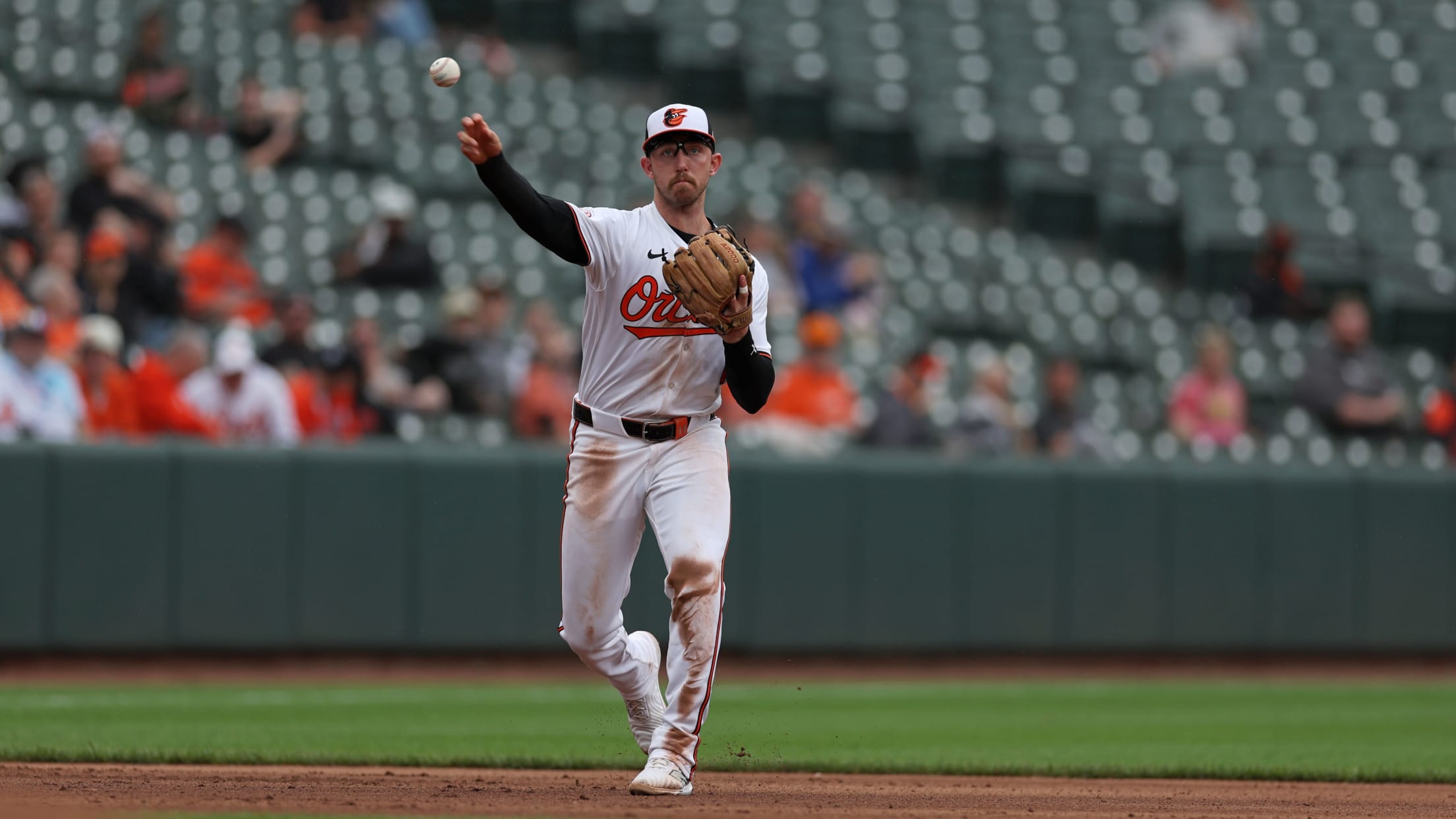 BAL-makingthiercase-060424-013