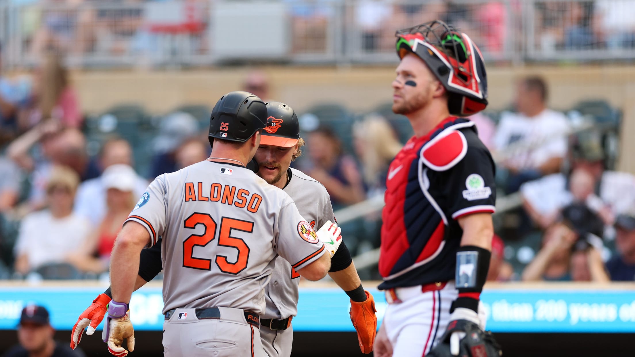 Orioles' offense powered by three-homer game
