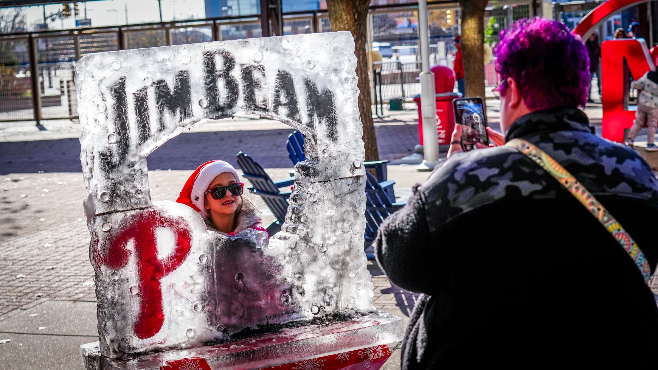 HolidaySalePhanatic01785