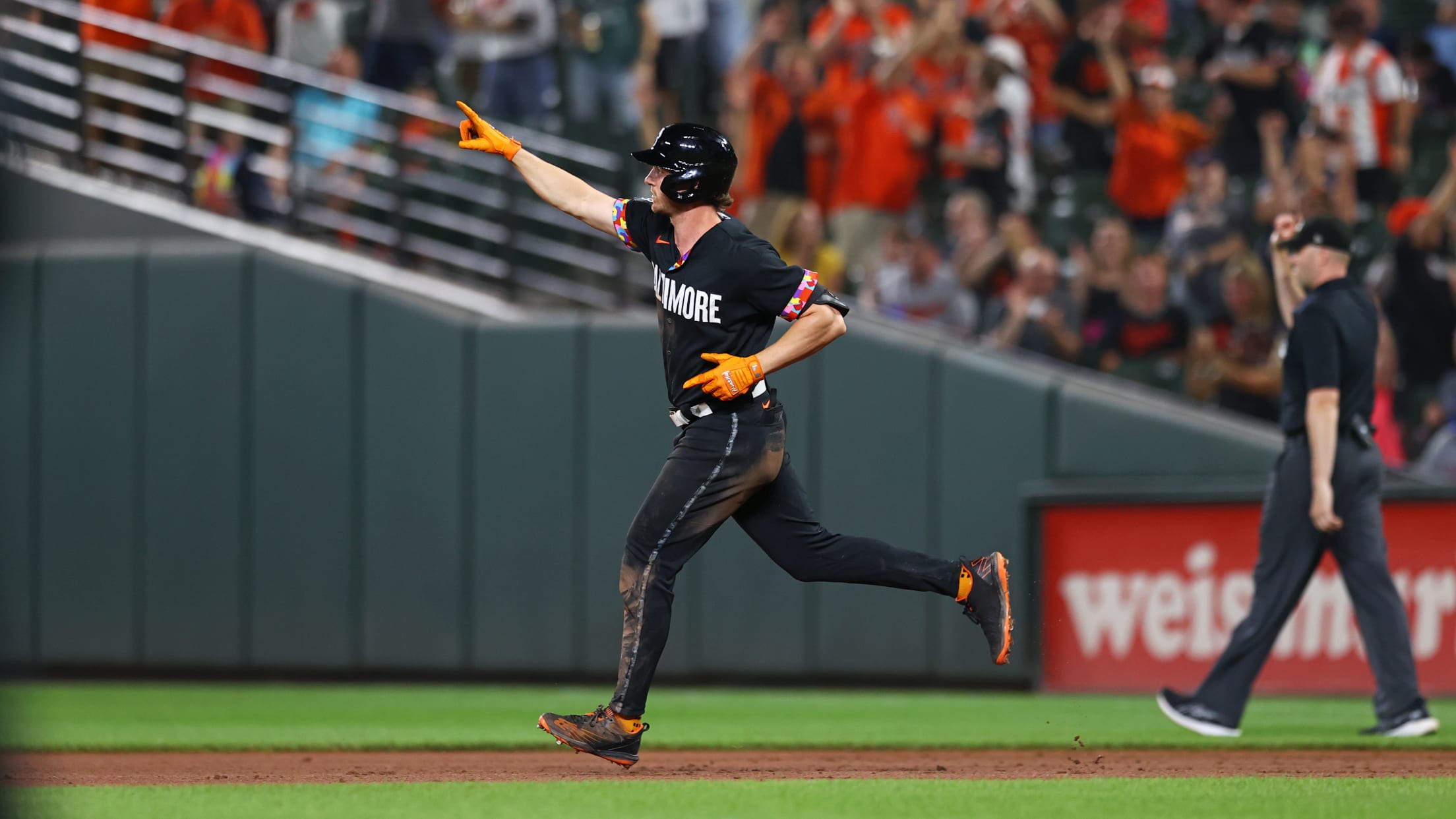 BAL-BI-InFocus-081123-018