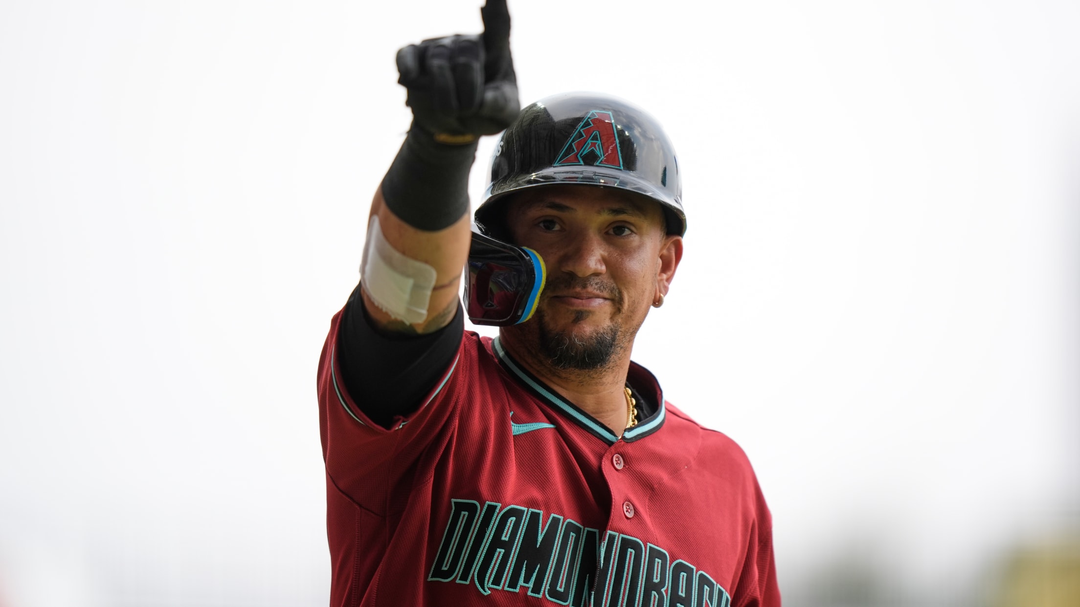 Ildemaro Vargas is named NL Player of the Week