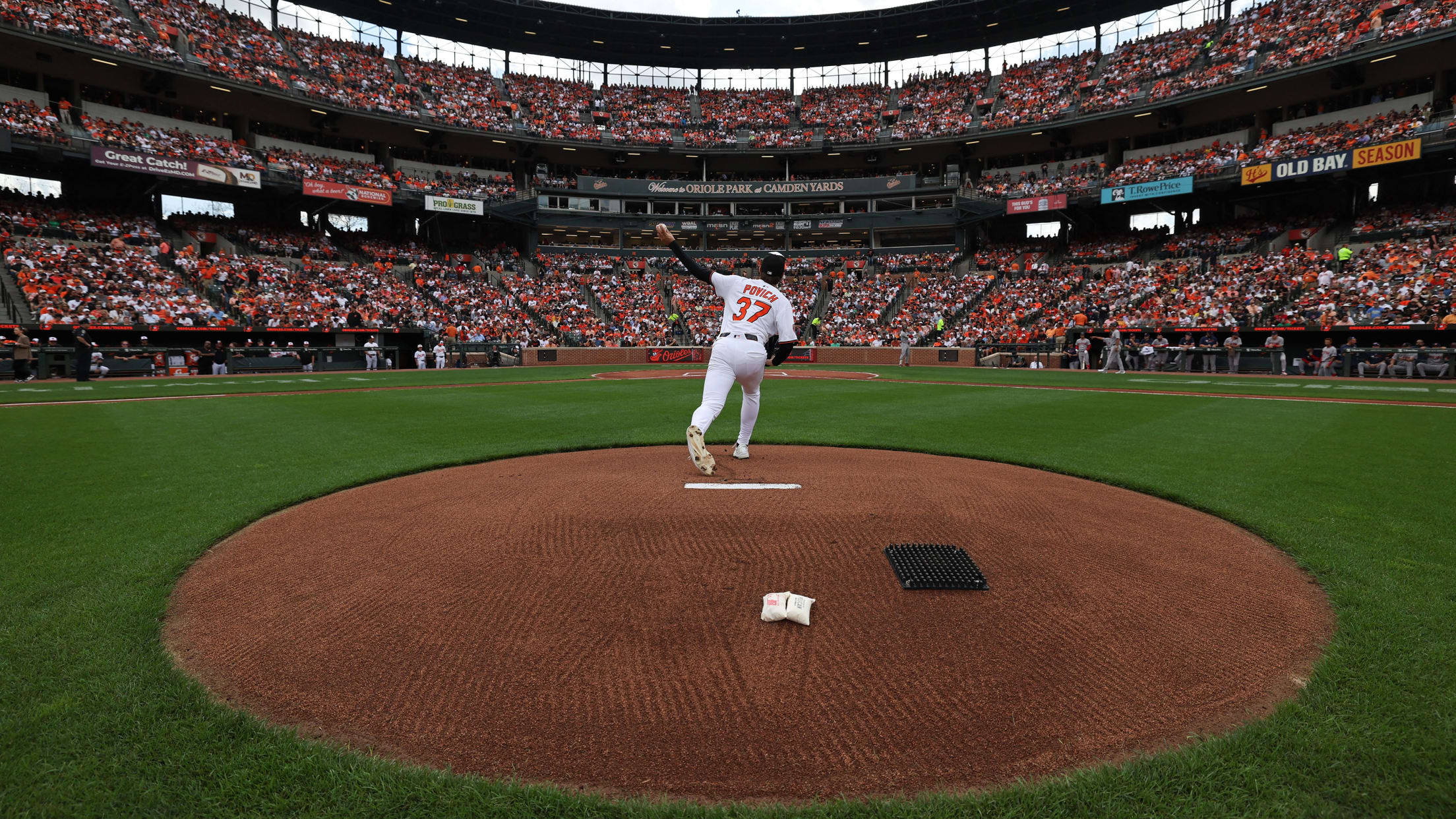 BAL-InFocus-040125-029