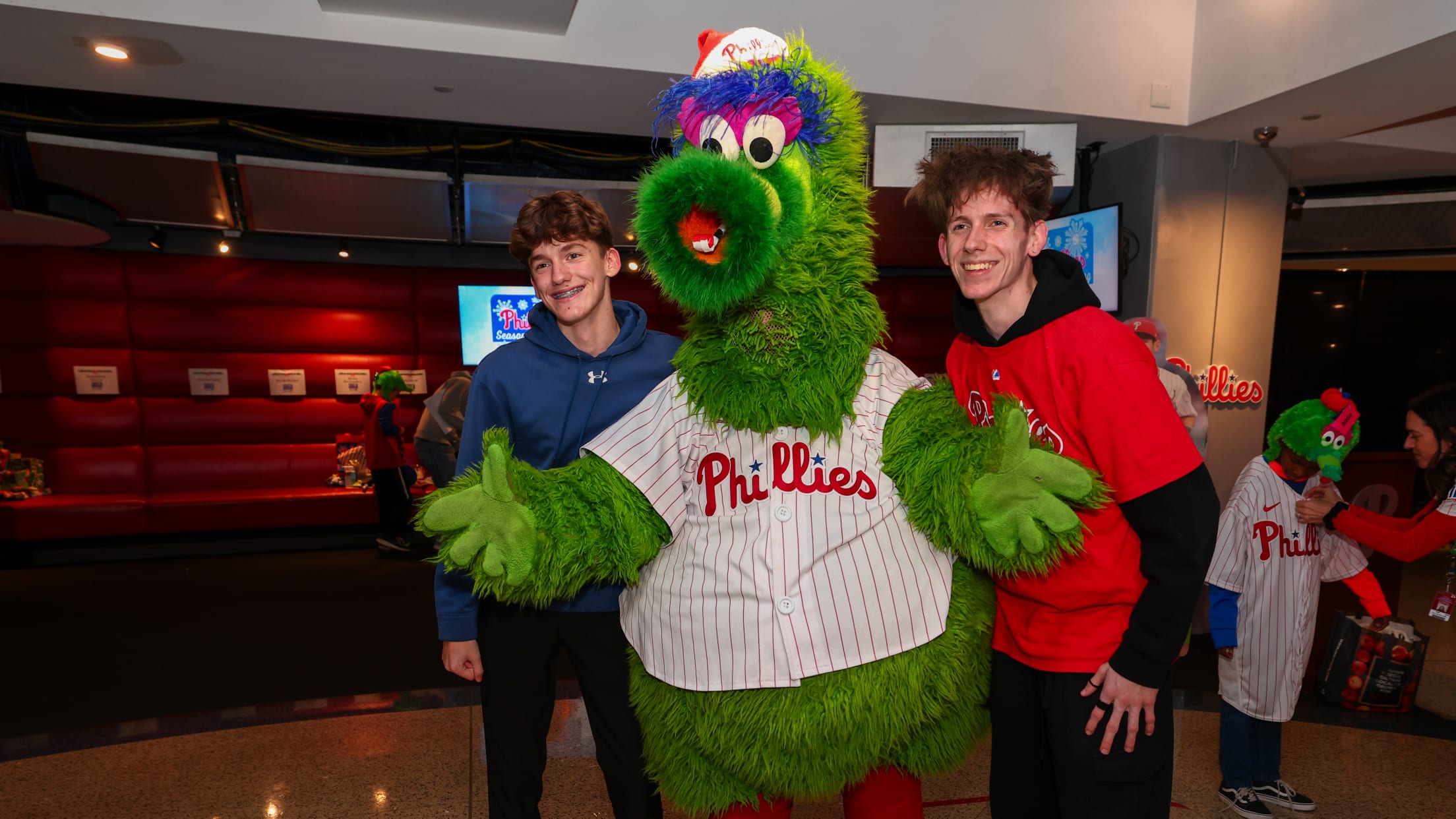 20241212_SEI Season of Giving Waterfall-11