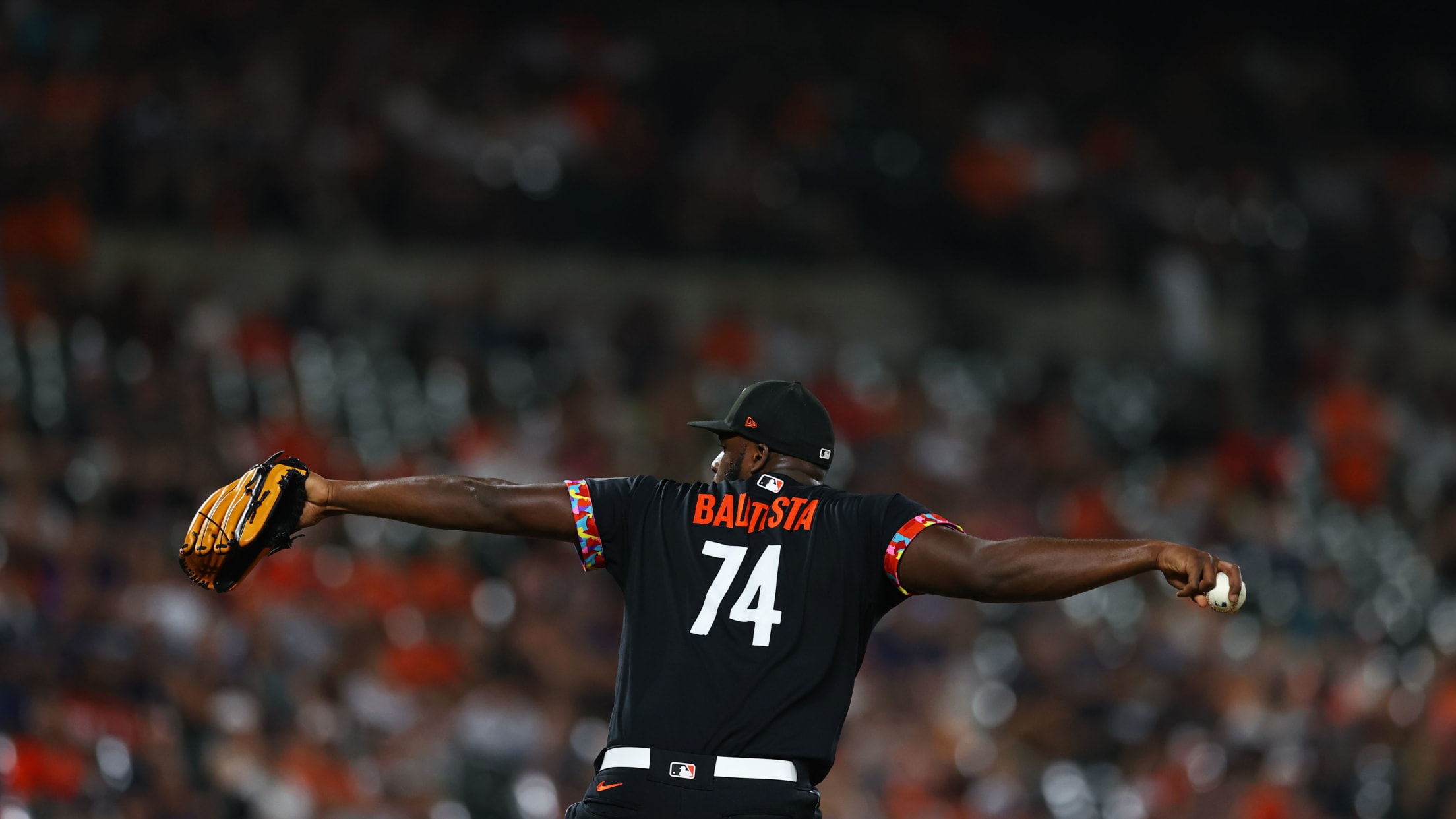 BAL-BI-121823-TopPhotos23-048