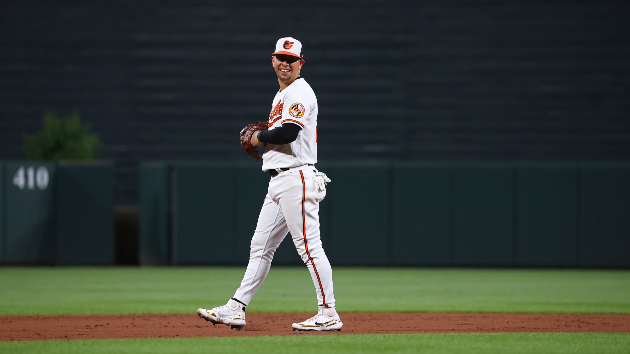 BI-BAL-Urias Insider Story - 001